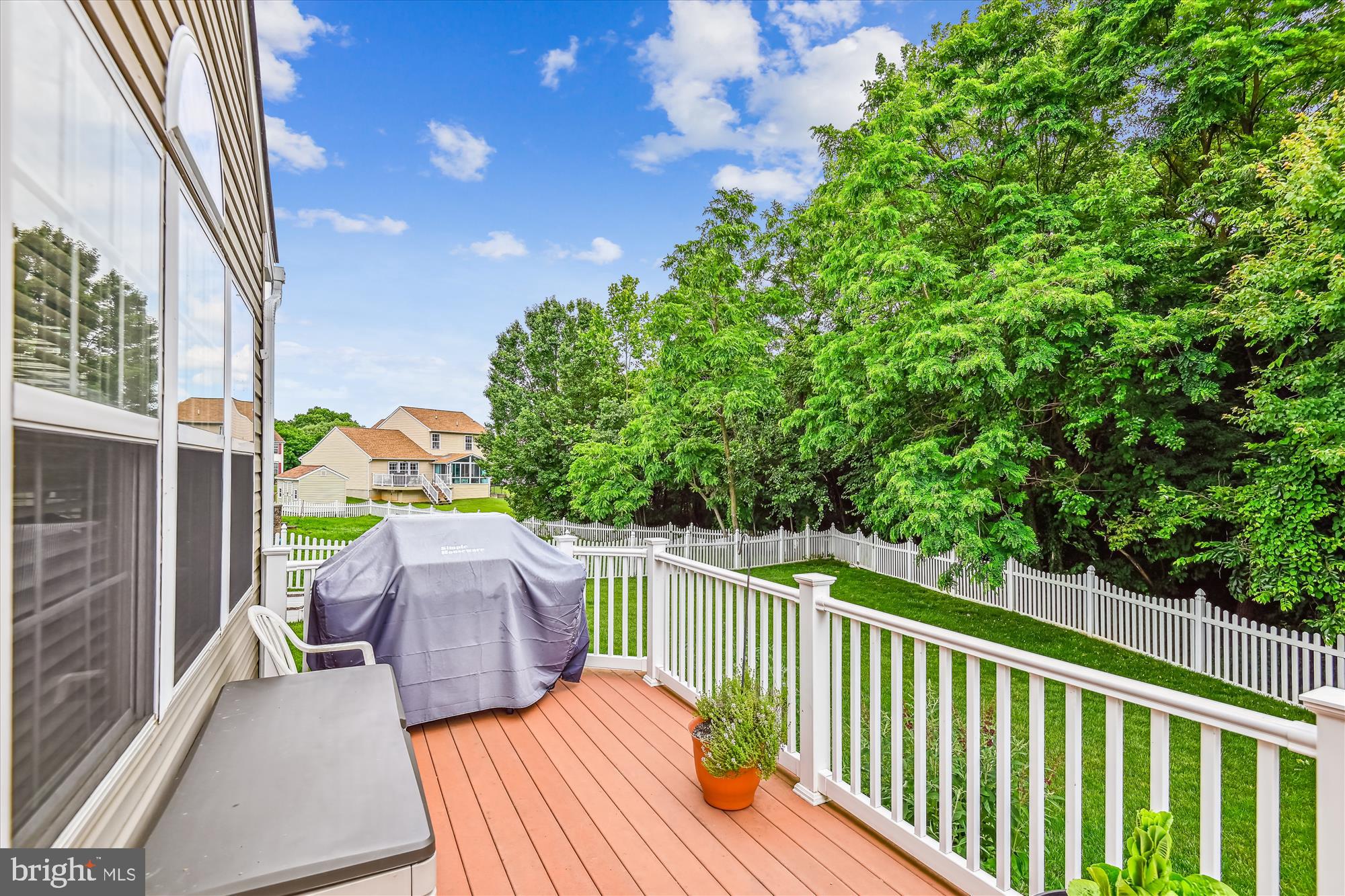 WALNUT POINT - Residential