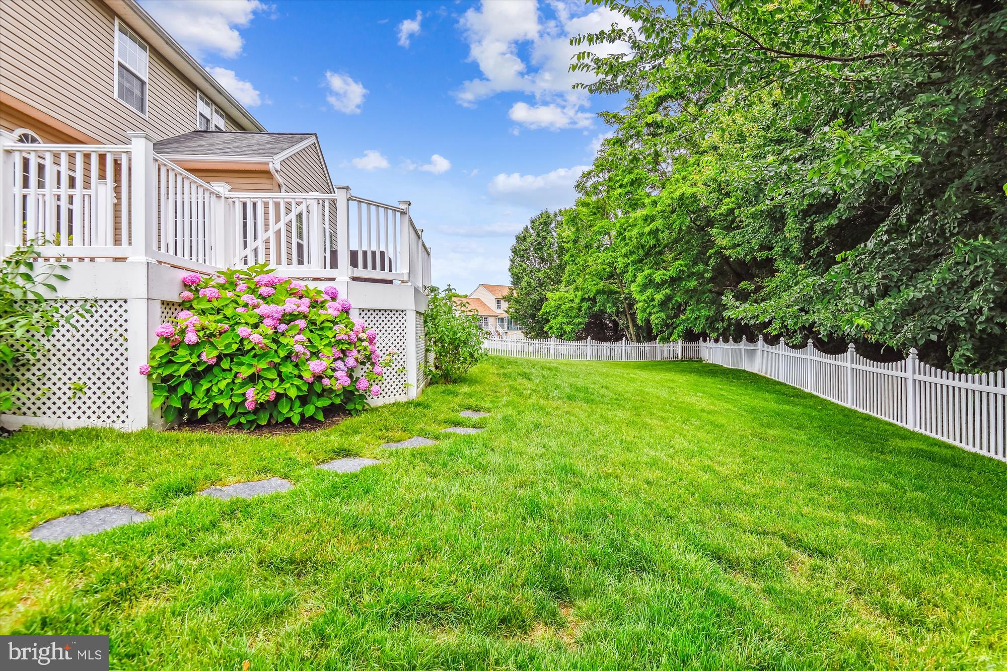 WALNUT POINT - Residential