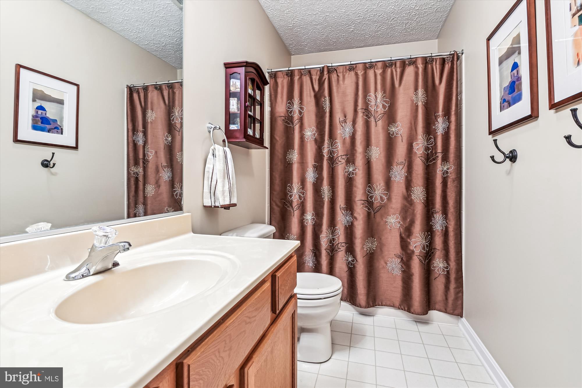 WALNUT POINT - Residential