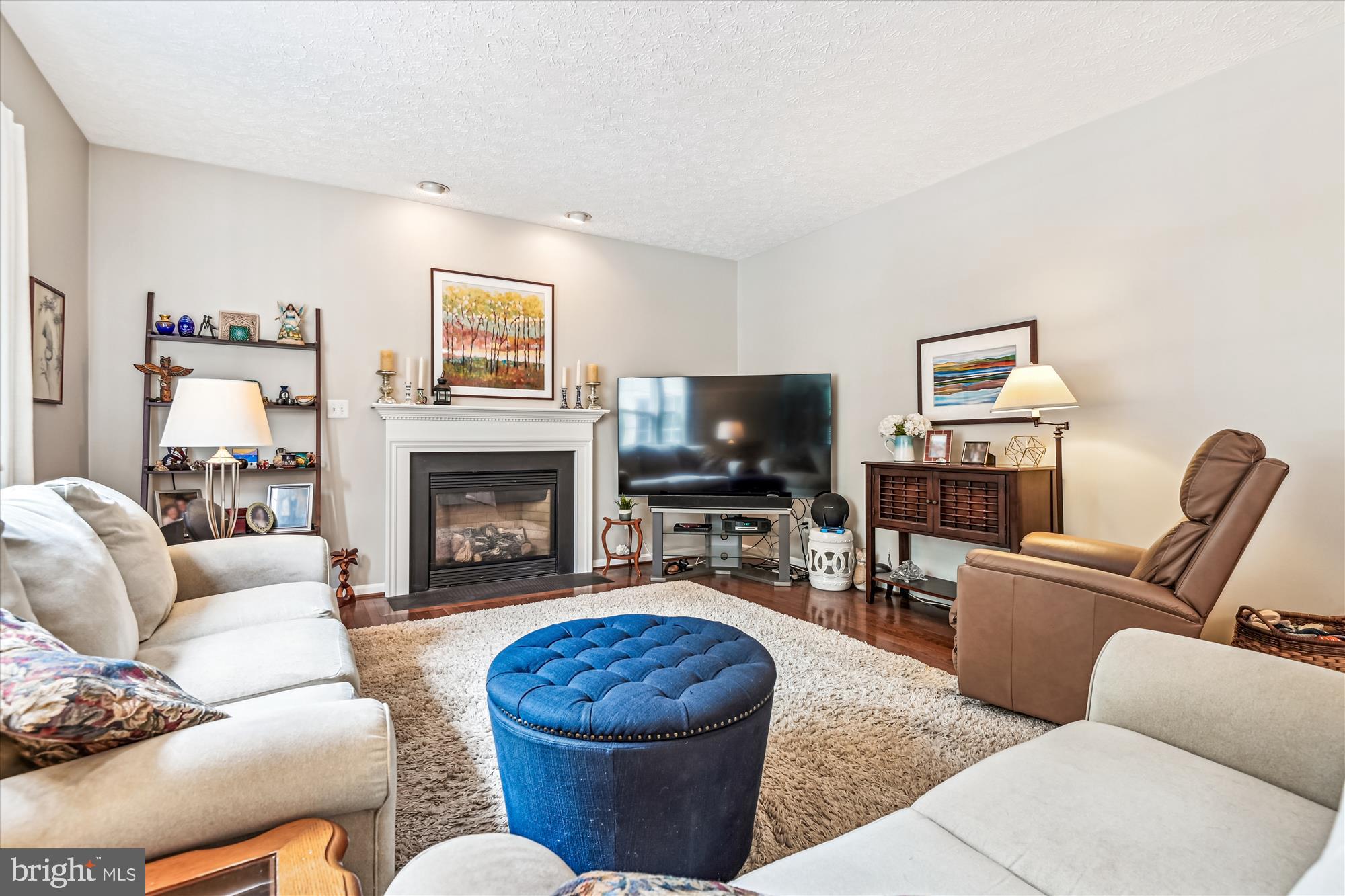 WALNUT POINT - Residential