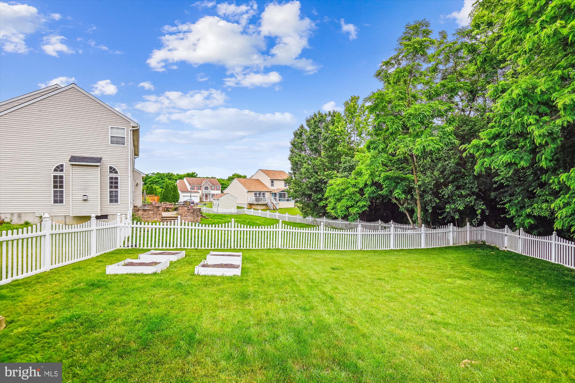 WALNUT POINT - Residential