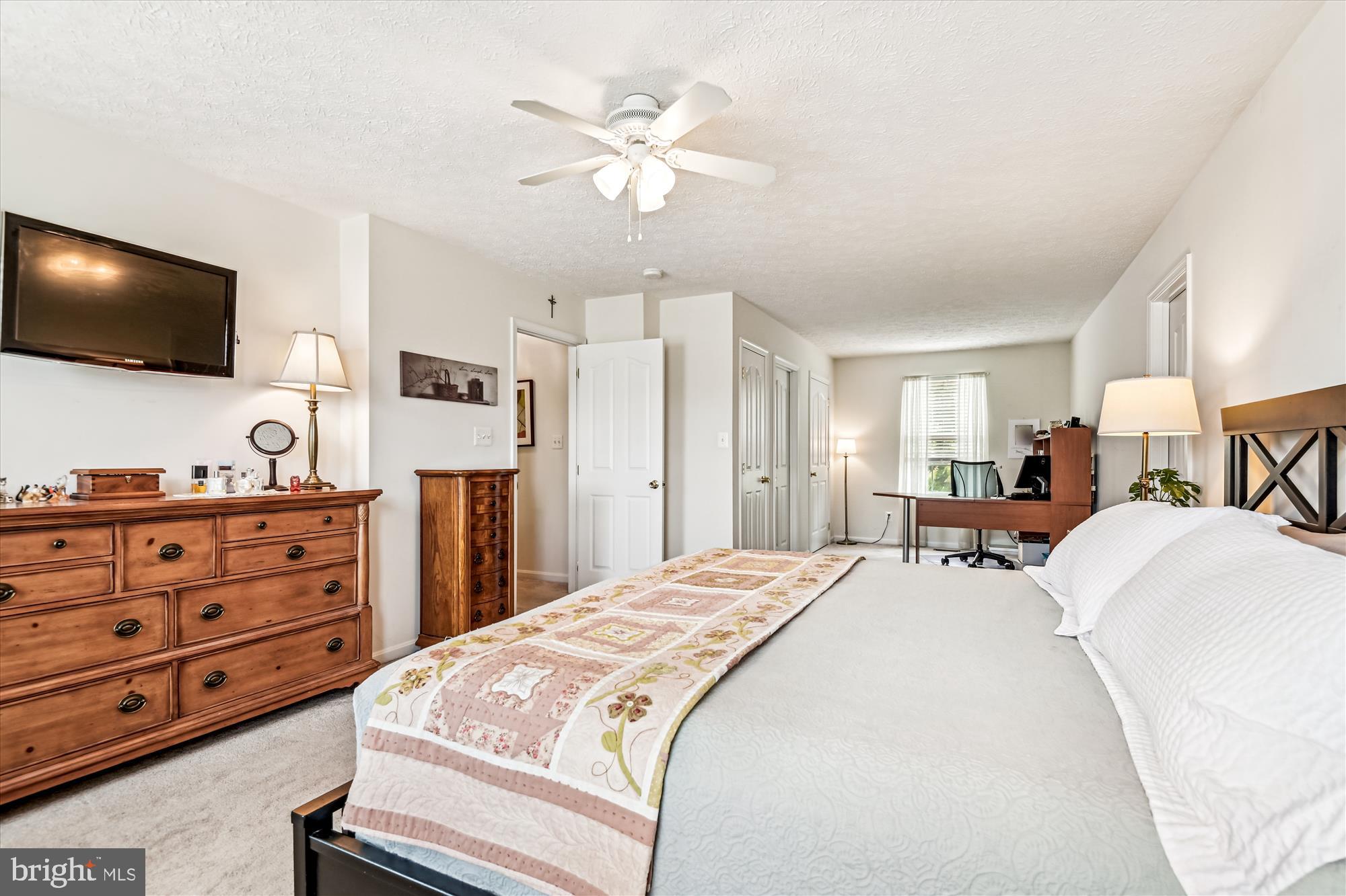 WALNUT POINT - Residential