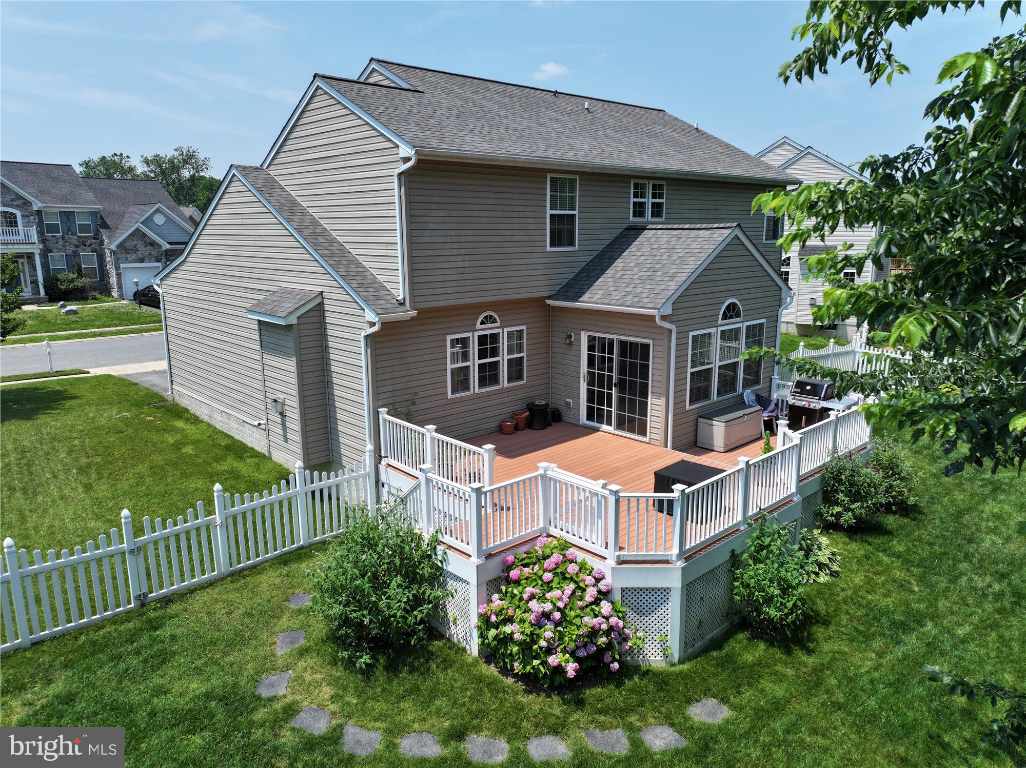 WALNUT POINT - Residential