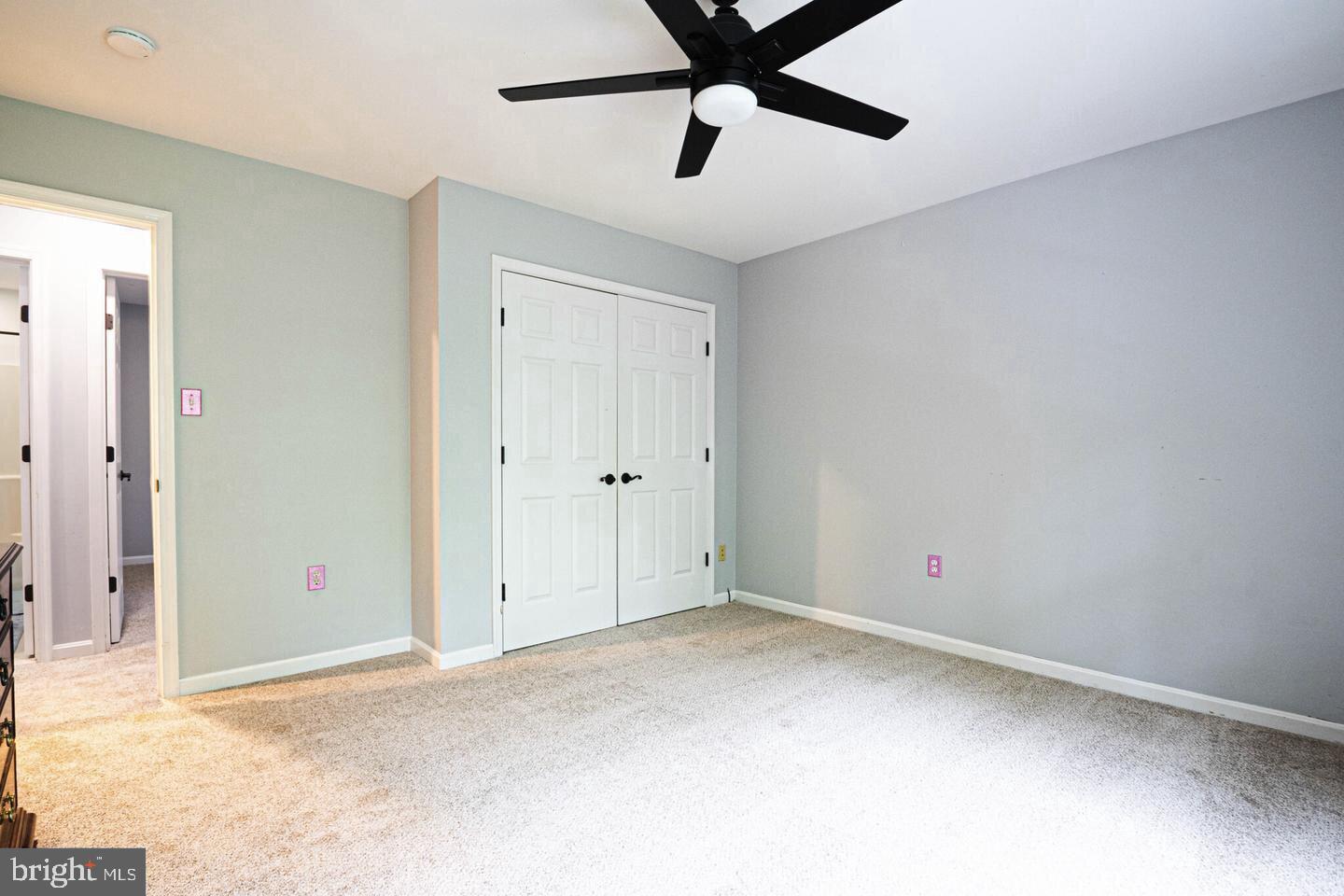 CHAPEL POINT WOODS - Residential