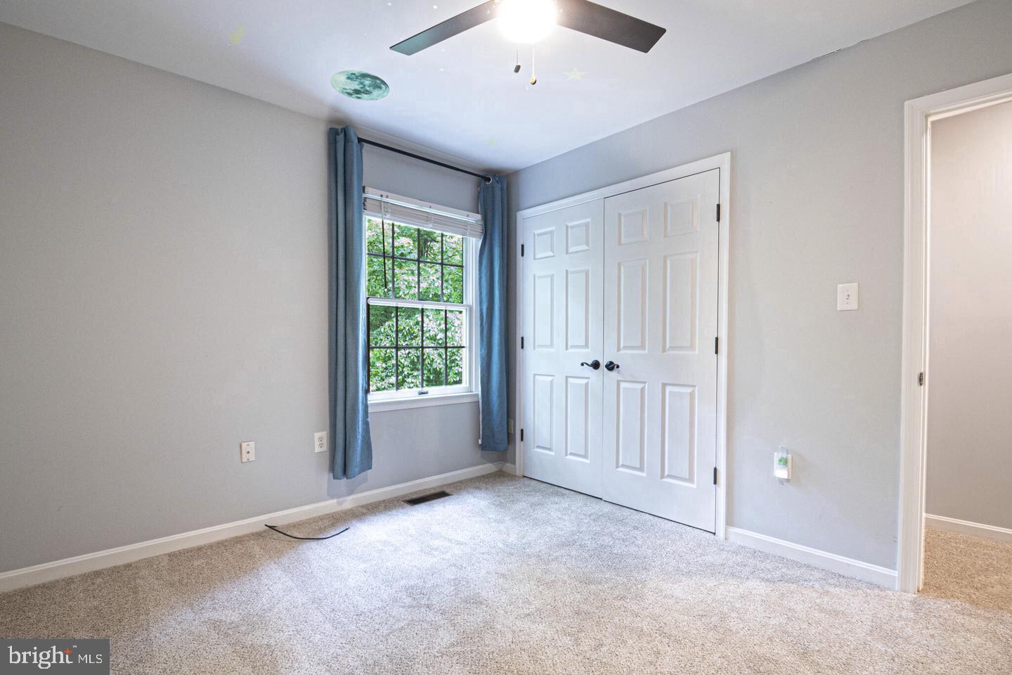 CHAPEL POINT WOODS - Residential