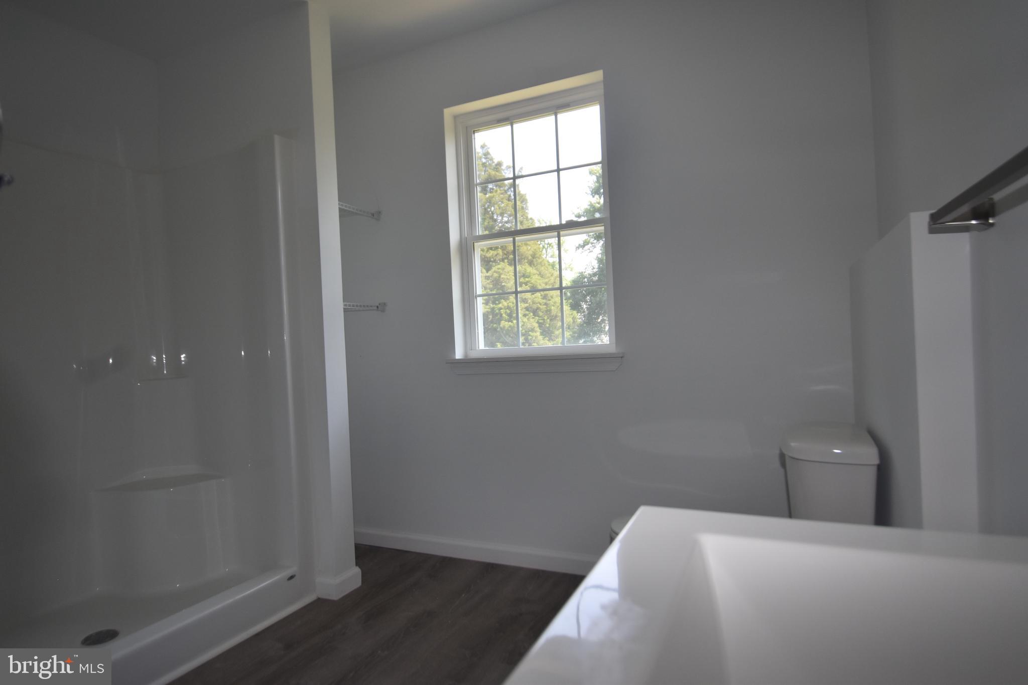 SAVANNAH OVERLOOK - Residential