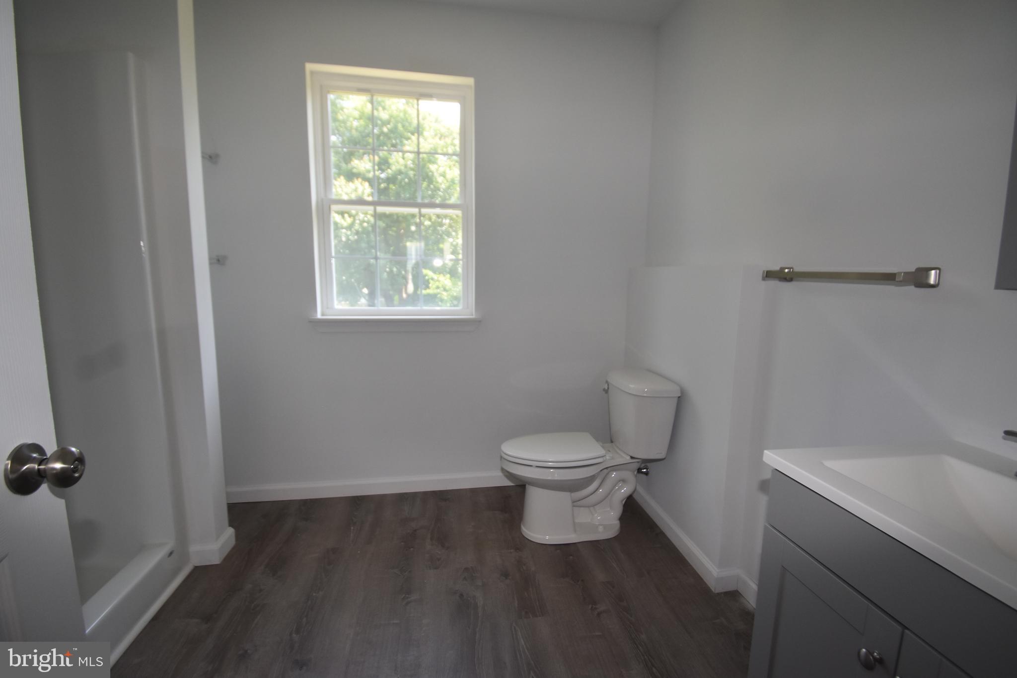 SAVANNAH OVERLOOK - Residential