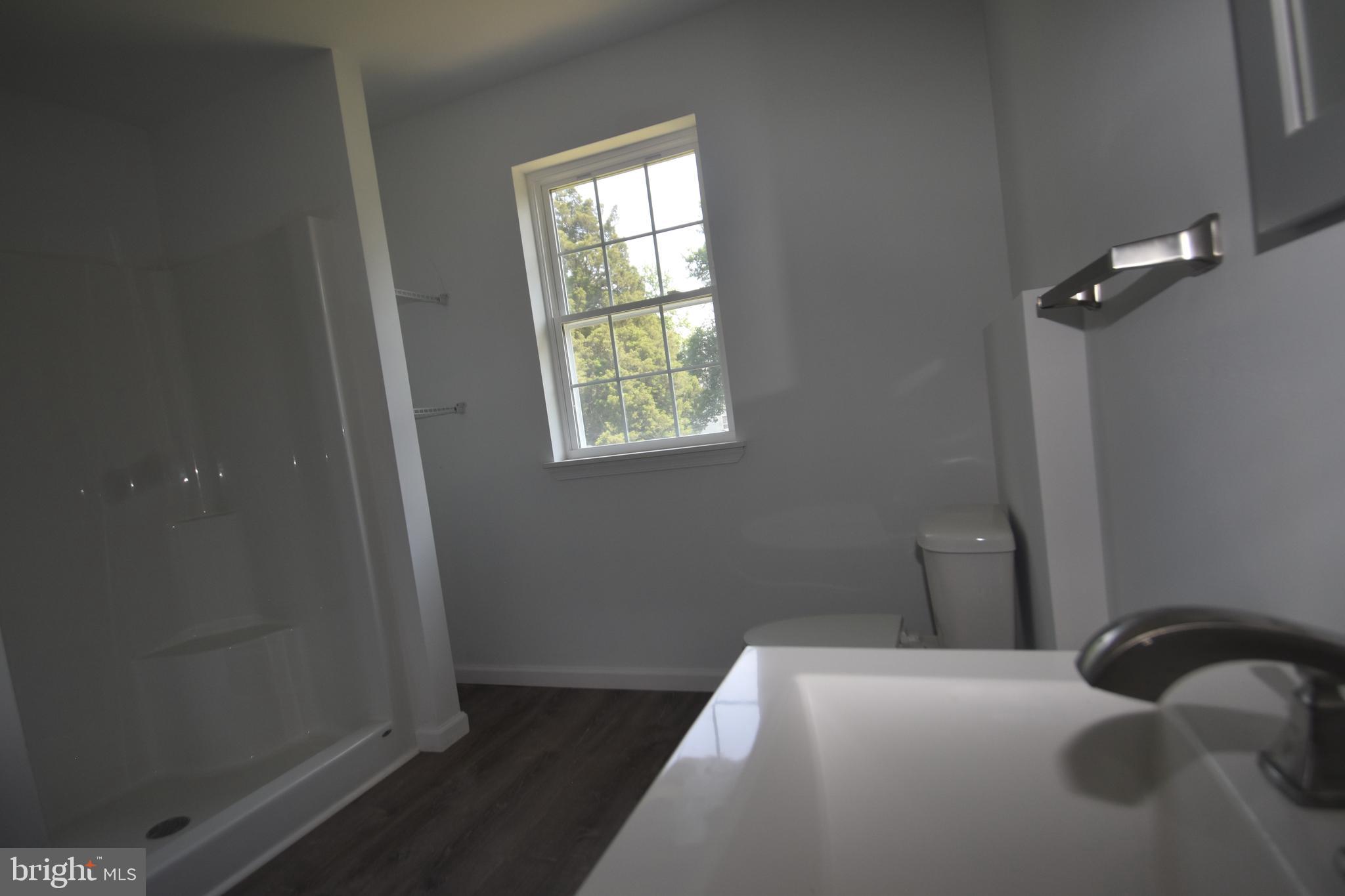 SAVANNAH OVERLOOK - Residential