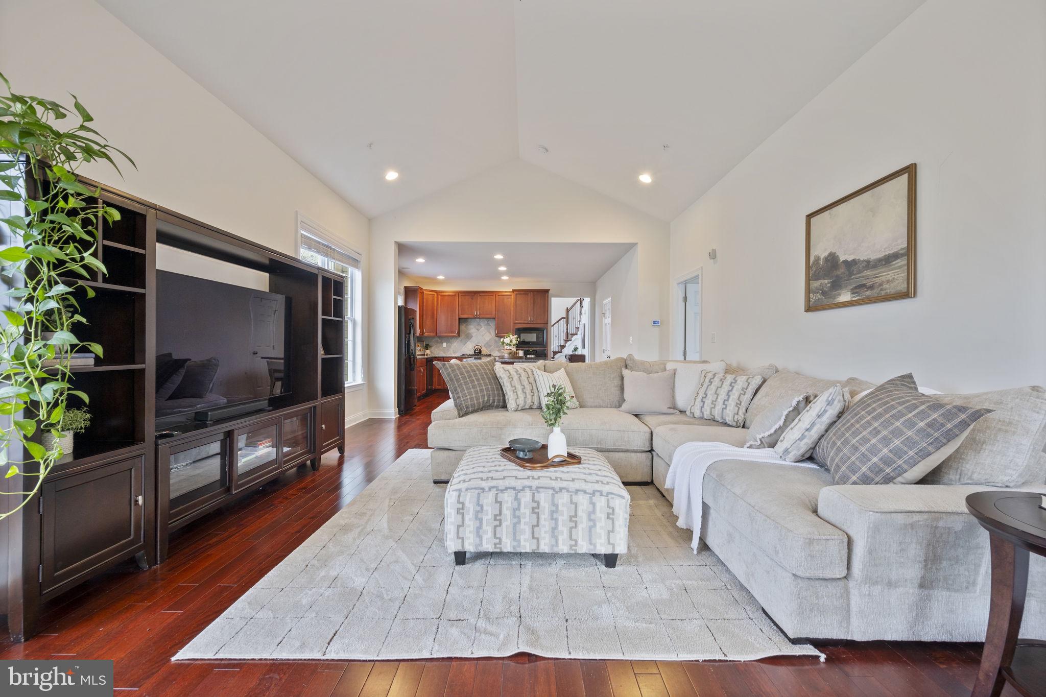 ARUNDEL FOREST - Residential