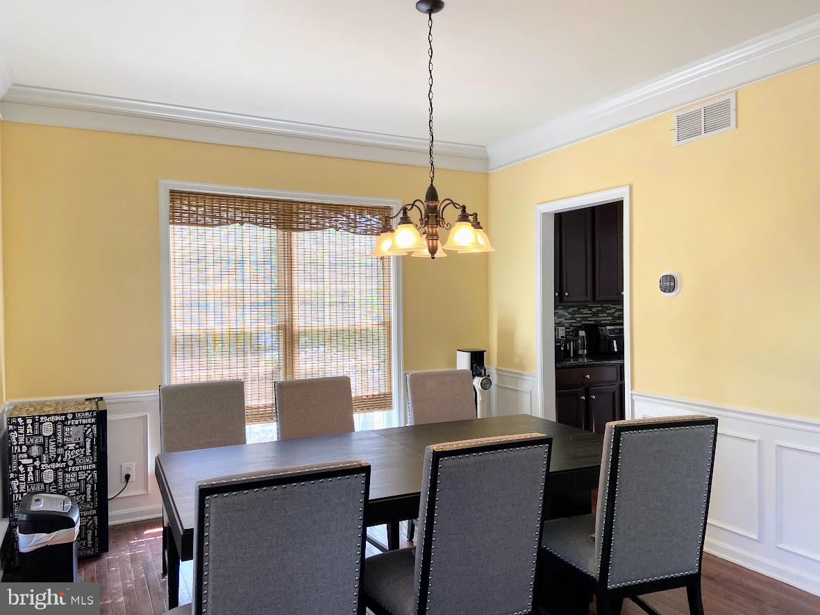 WINDSOR RIDGE - Residential Lease