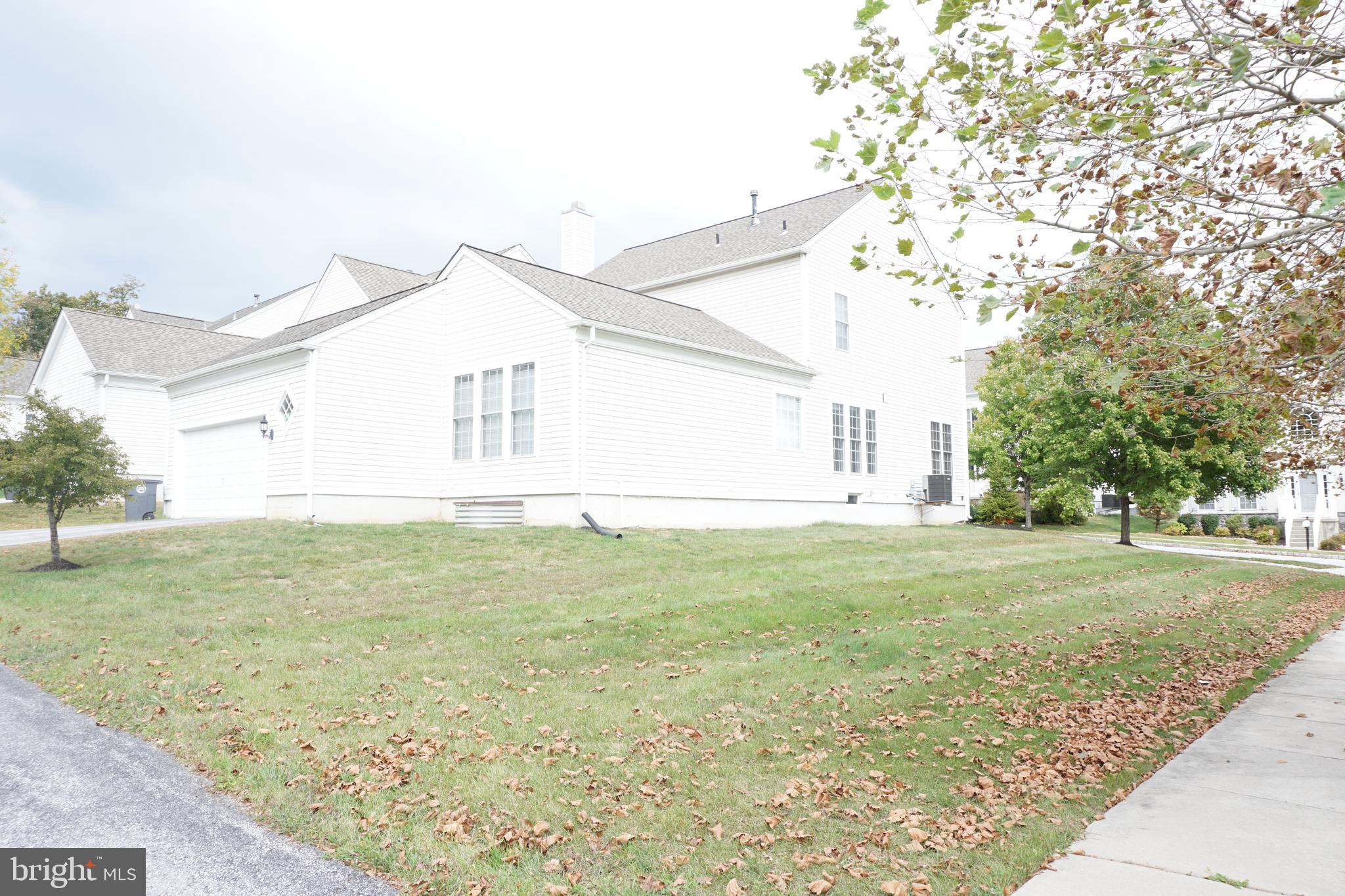 WINDSOR RIDGE - Residential Lease