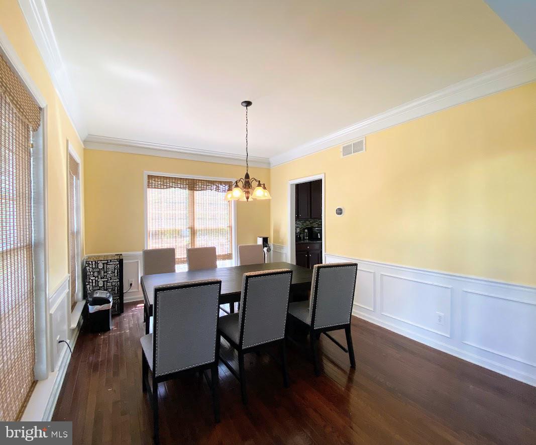 WINDSOR RIDGE - Residential Lease