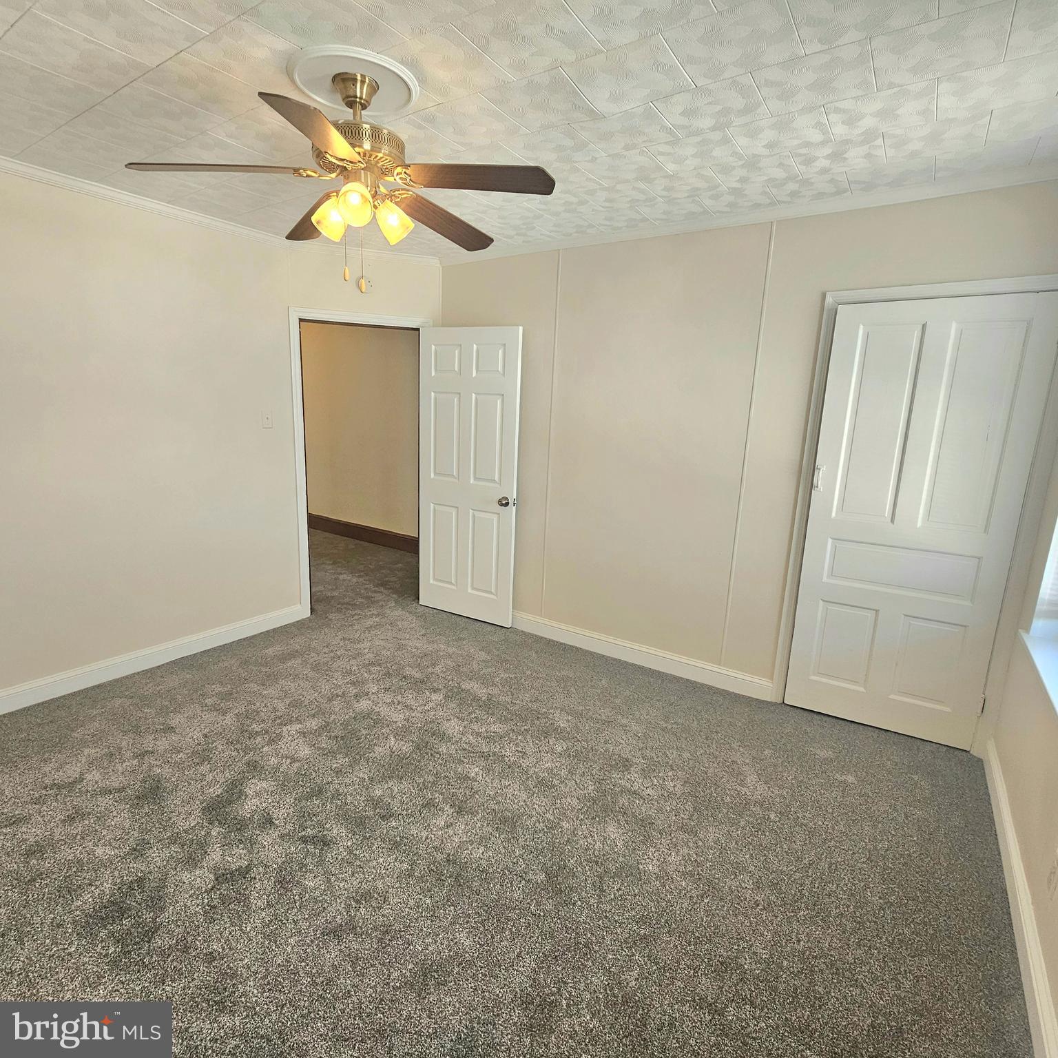 KING OF PRUSSIA - Residential