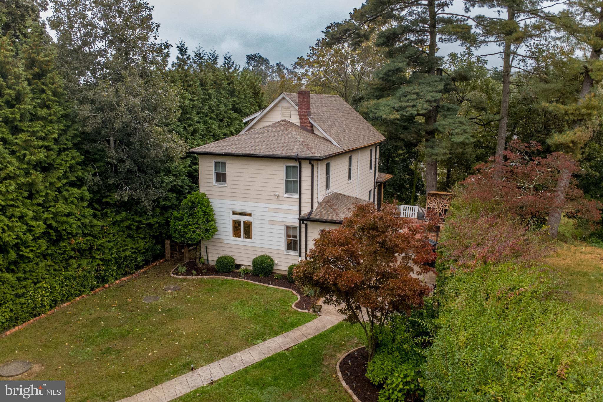 917 EASTON ROAD