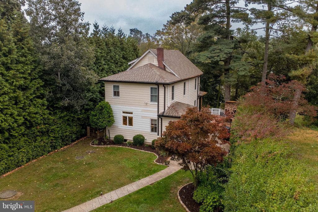 Photo of 917 Easton Road, RIEGELSVILLE, PA 18077 (MLS # PABU2107676)