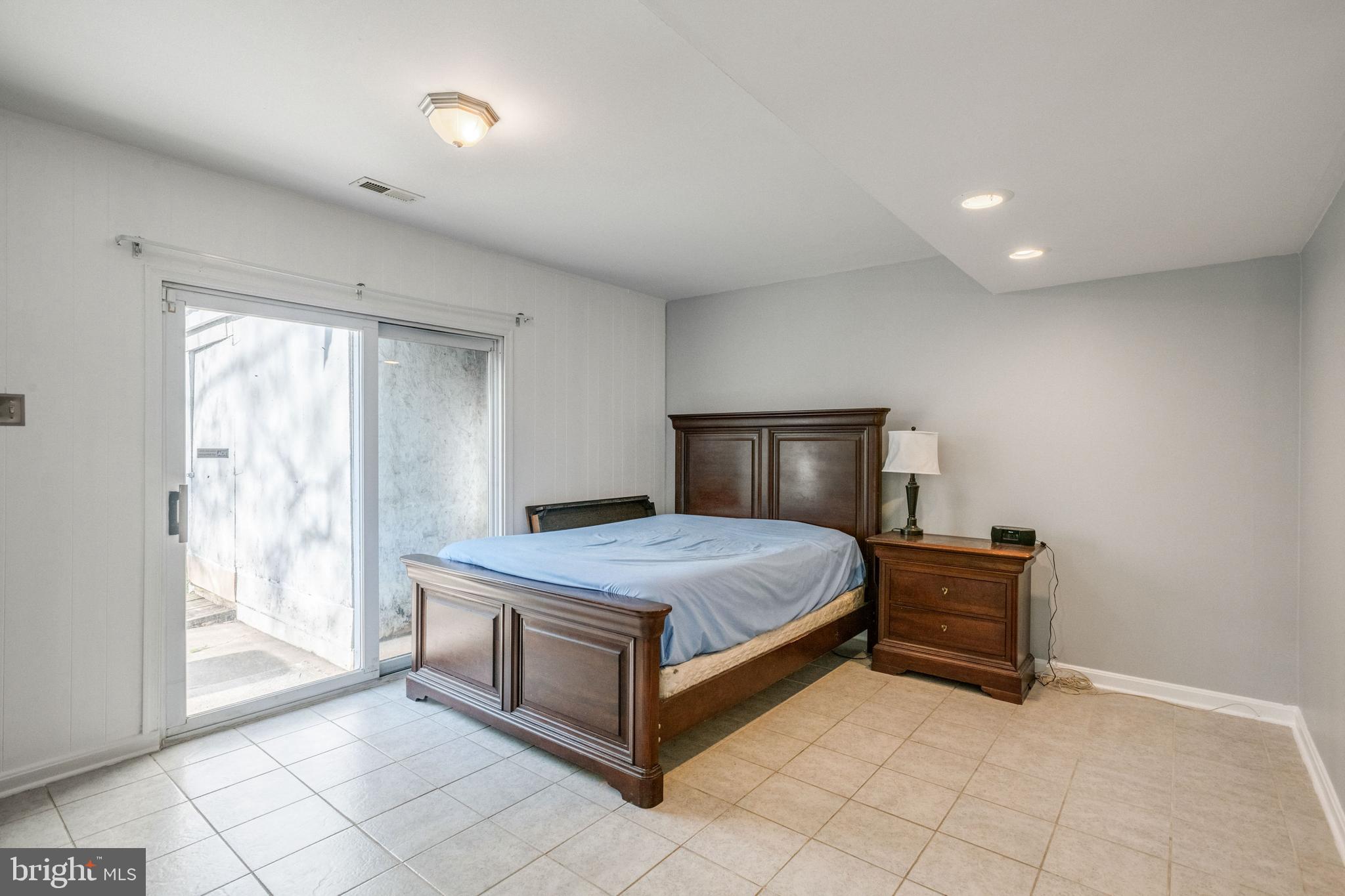 STAFFORDBOROUGH TOWNHOUSES - Residential