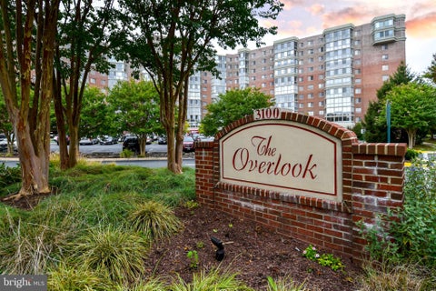 Condo For Sale - 3100 N Leisure World Boulevard #1015<br/> SILVER SPRING, MD 20906