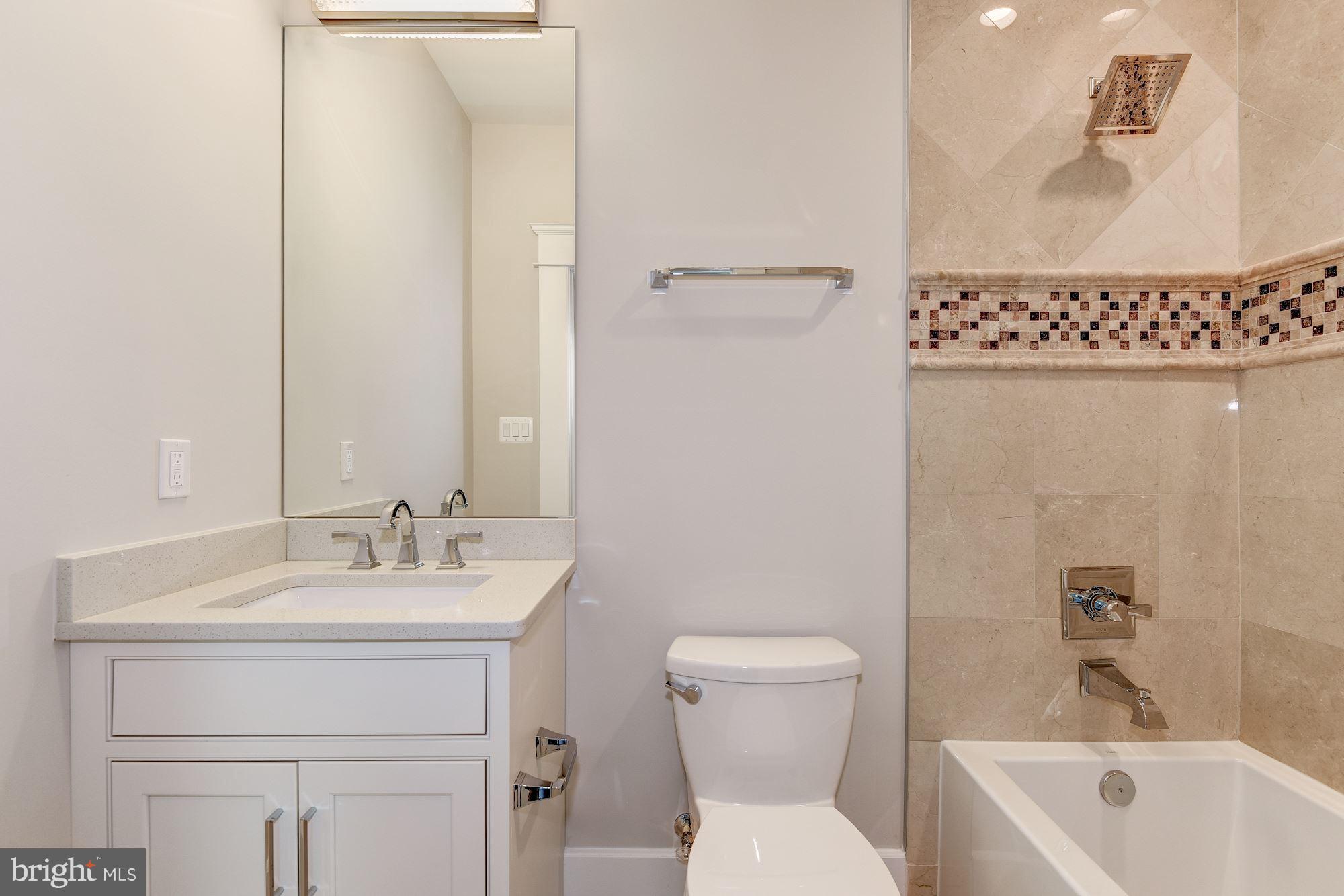 COUNTRY CLUB HILLS - Residential