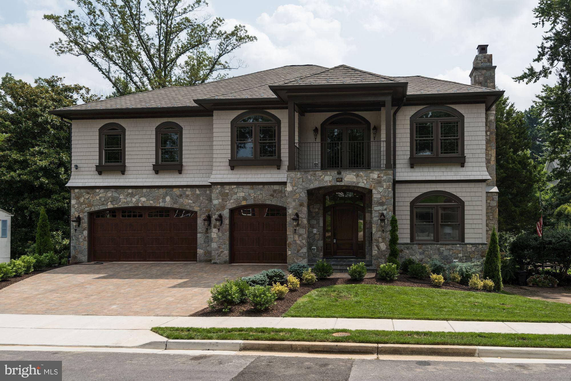 COUNTRY CLUB HILLS - Residential