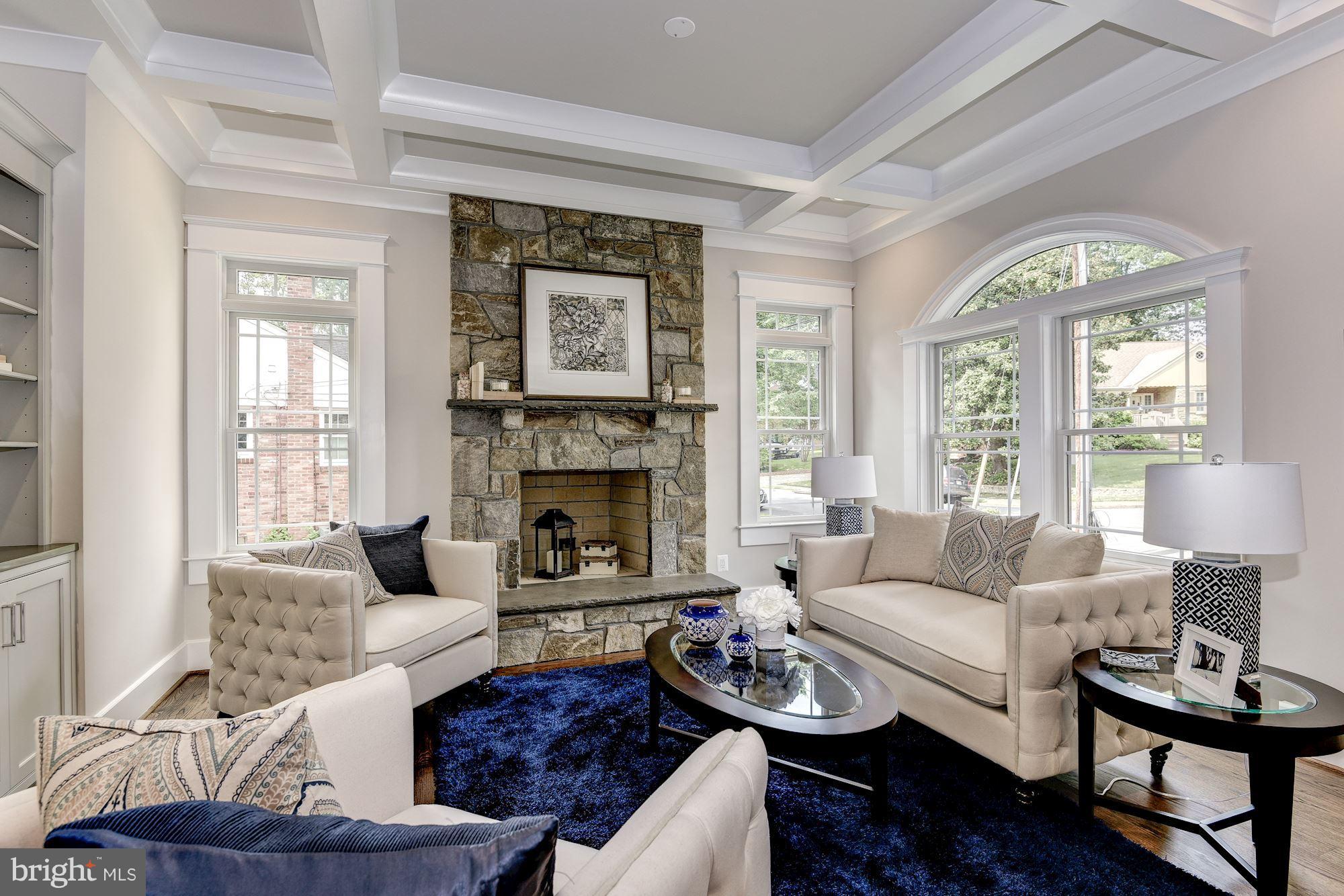 COUNTRY CLUB HILLS - Residential