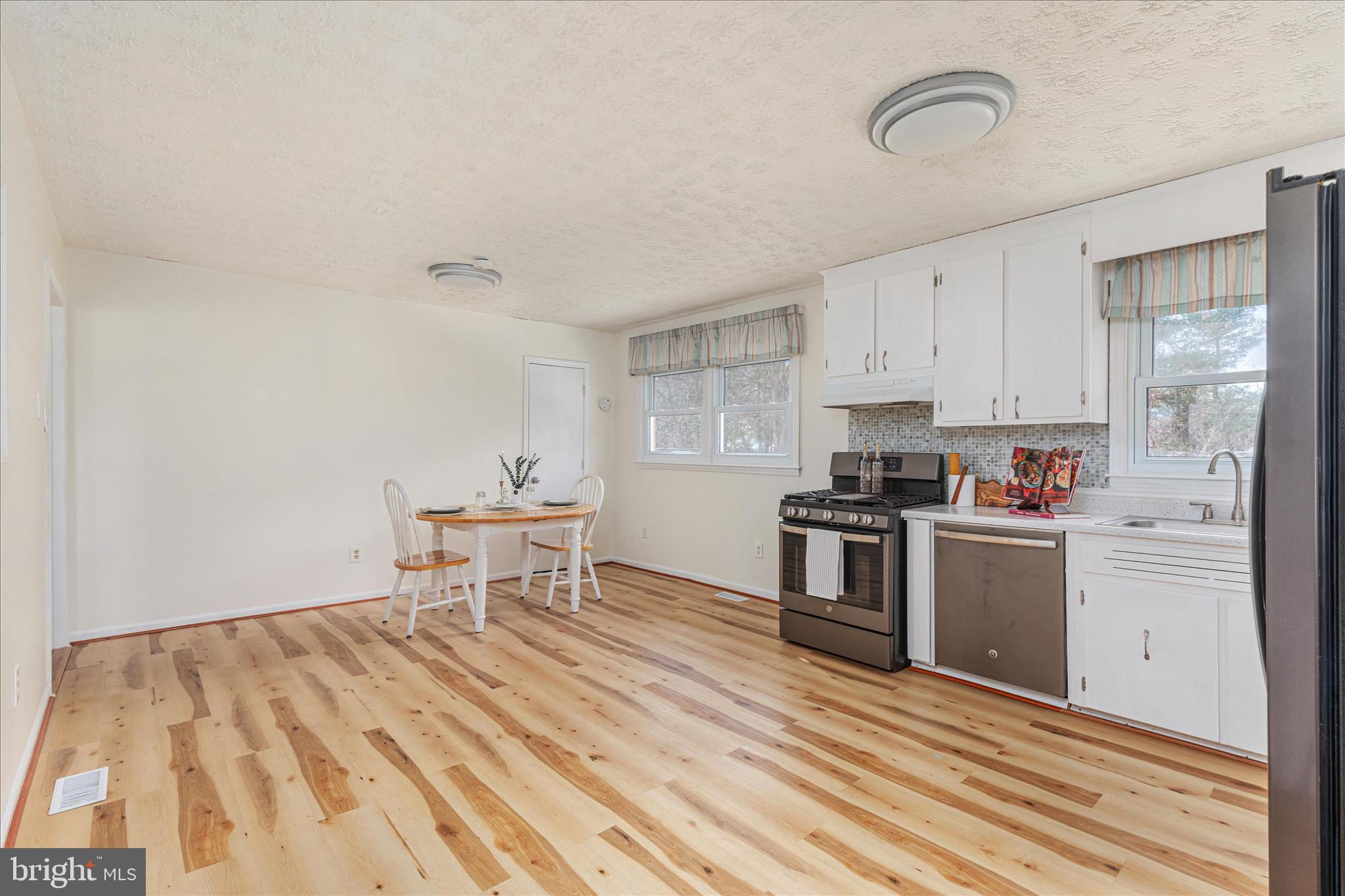 SENSENY HEIGHTS - Residential