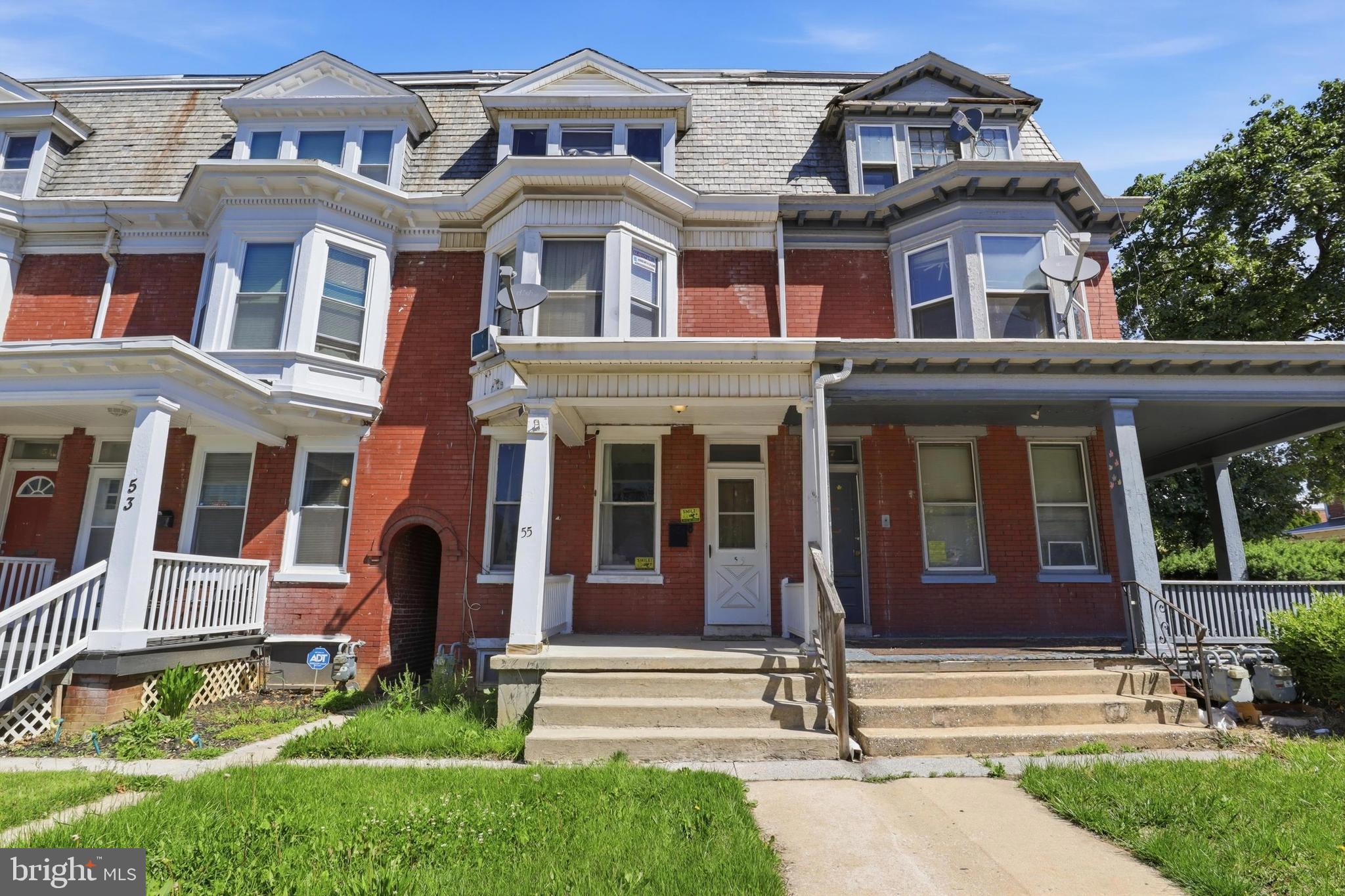 55 E COTTAGE PLACE