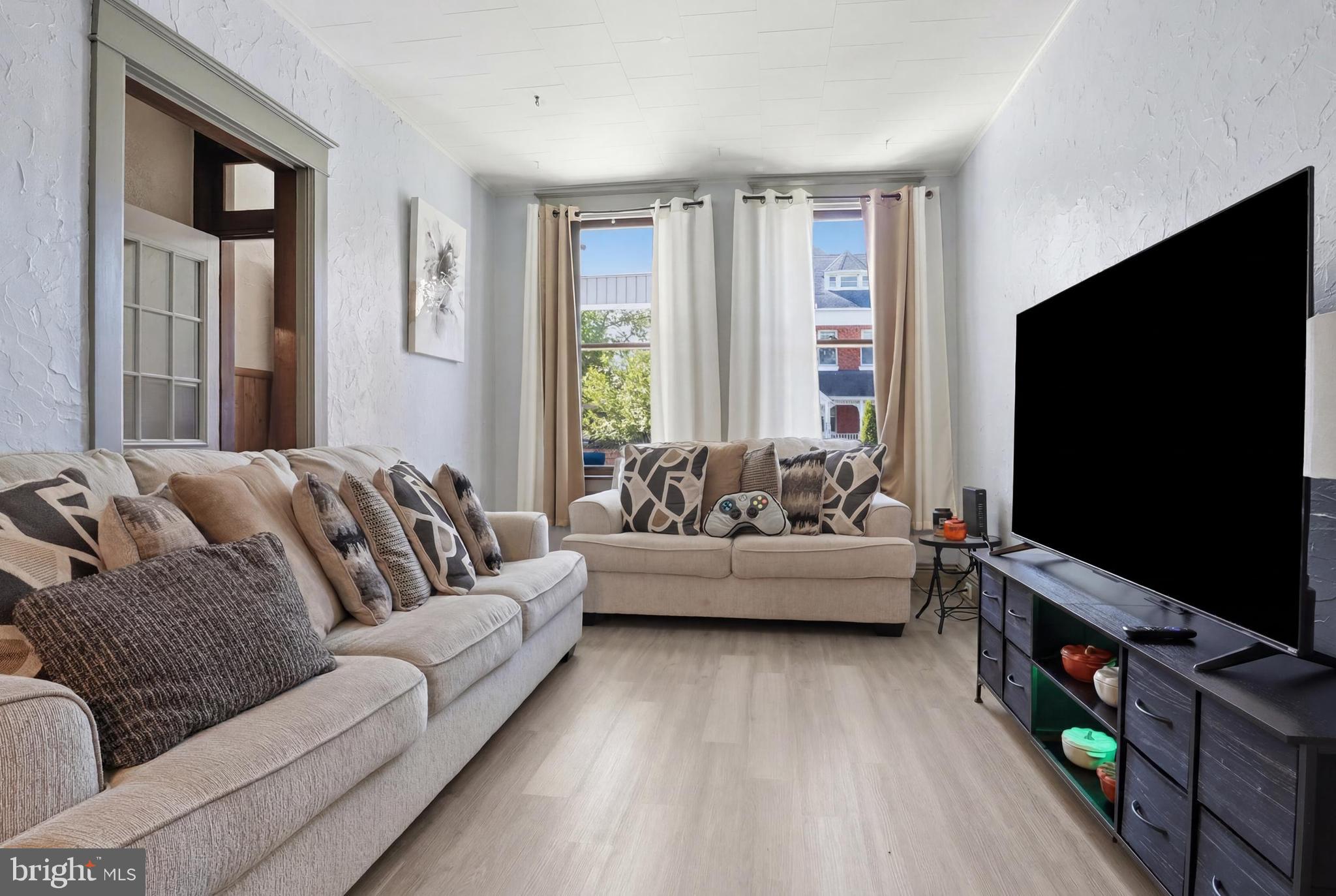 55 E COTTAGE PLACE