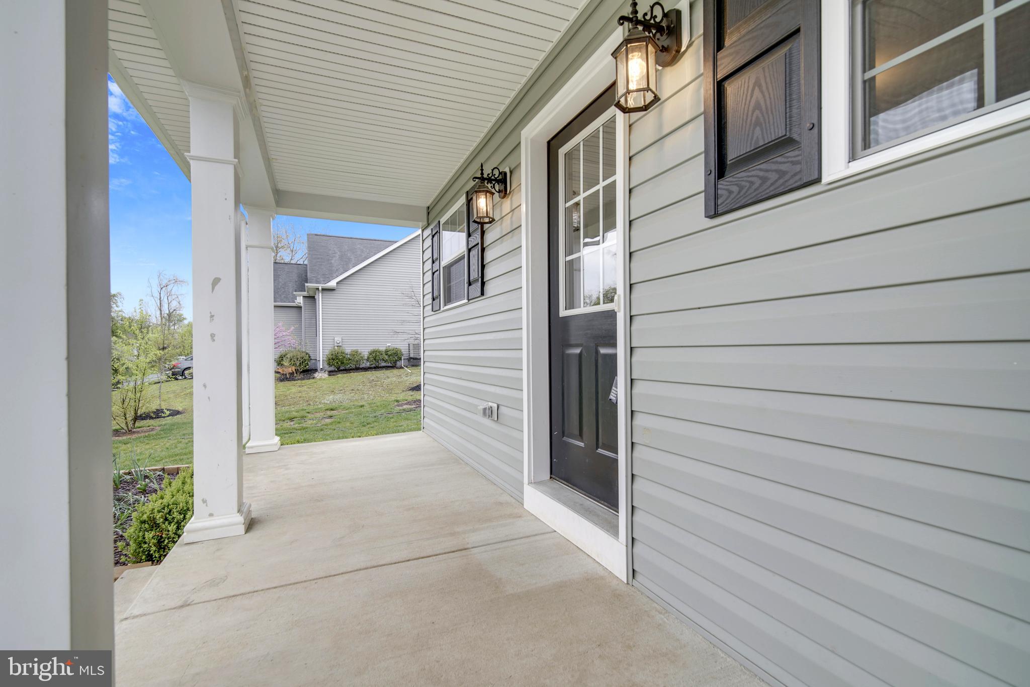 CLIFFTON ON THE POTOMAC - Residential