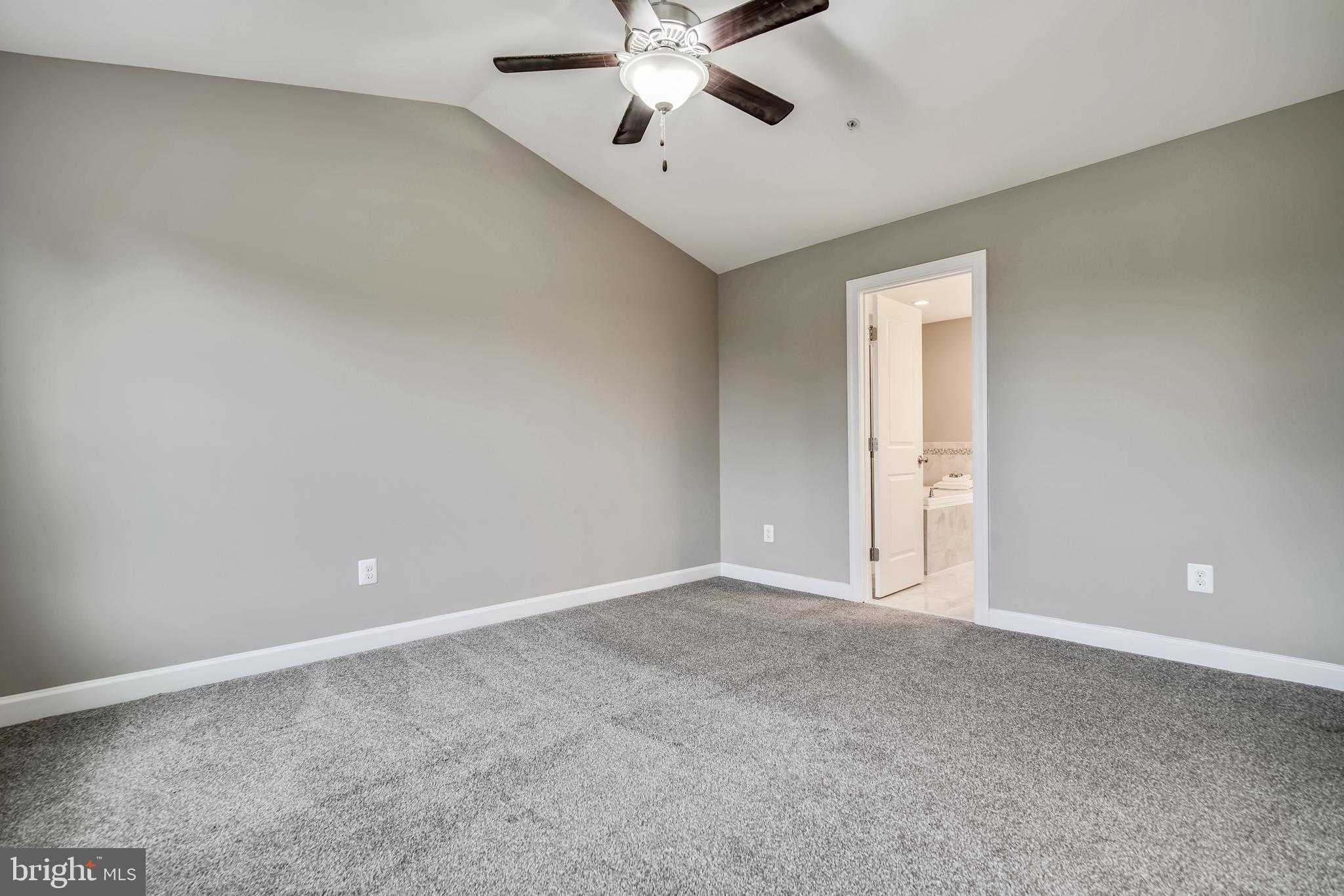 CLIFFTON ON THE POTOMAC - Residential