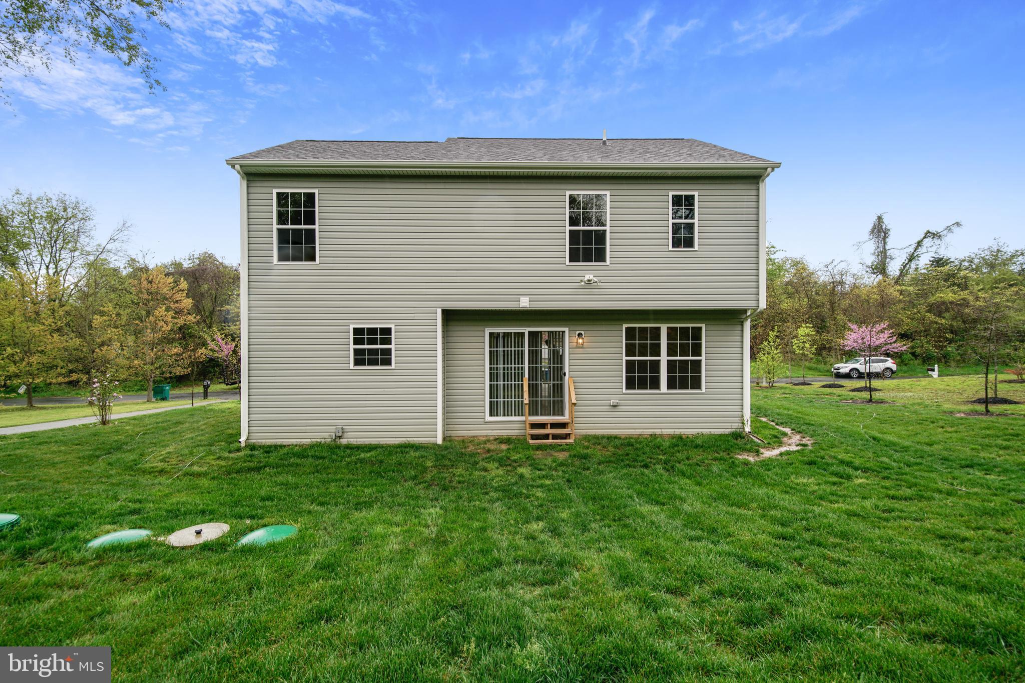 CLIFFTON ON THE POTOMAC - Residential