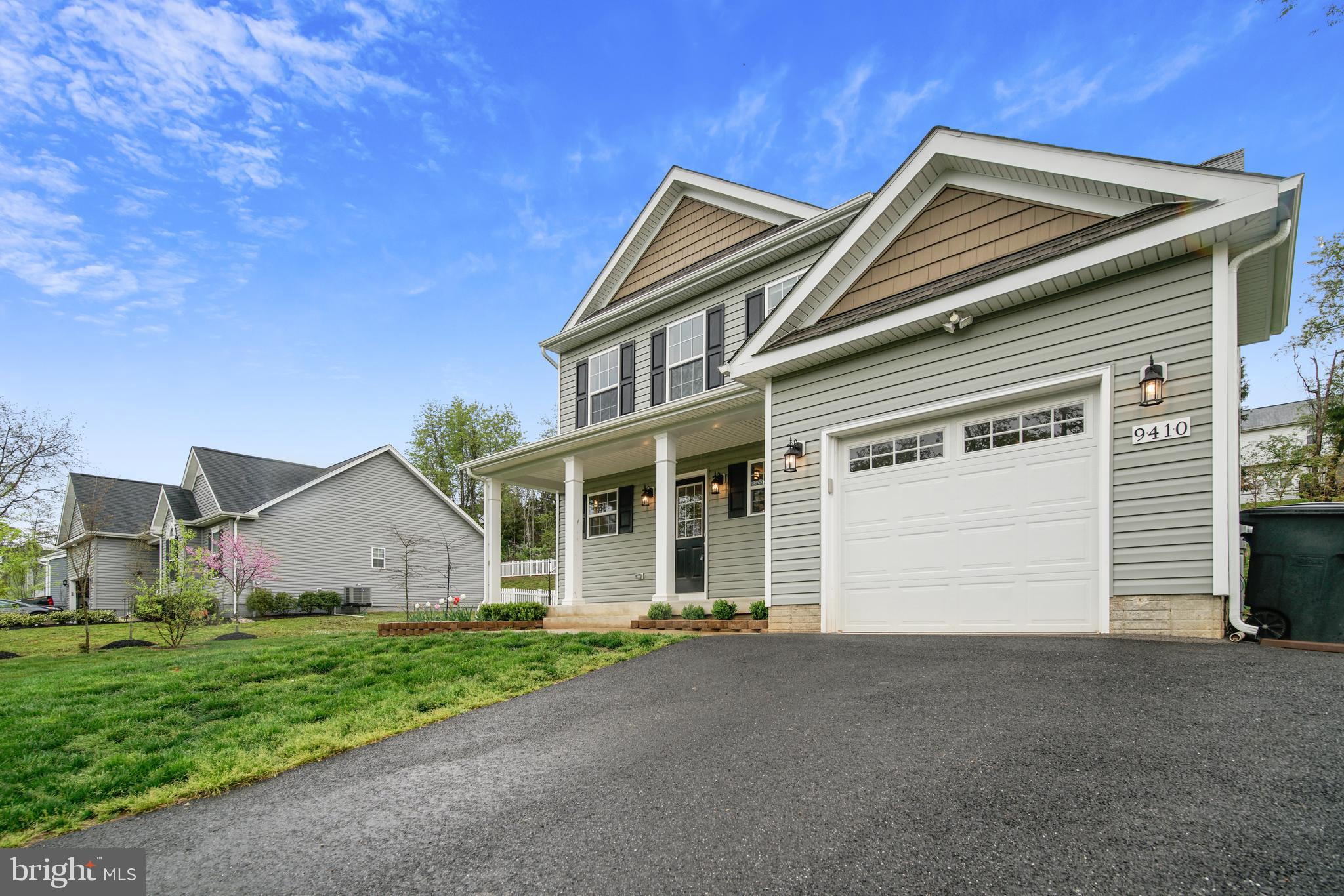 CLIFFTON ON THE POTOMAC - Residential