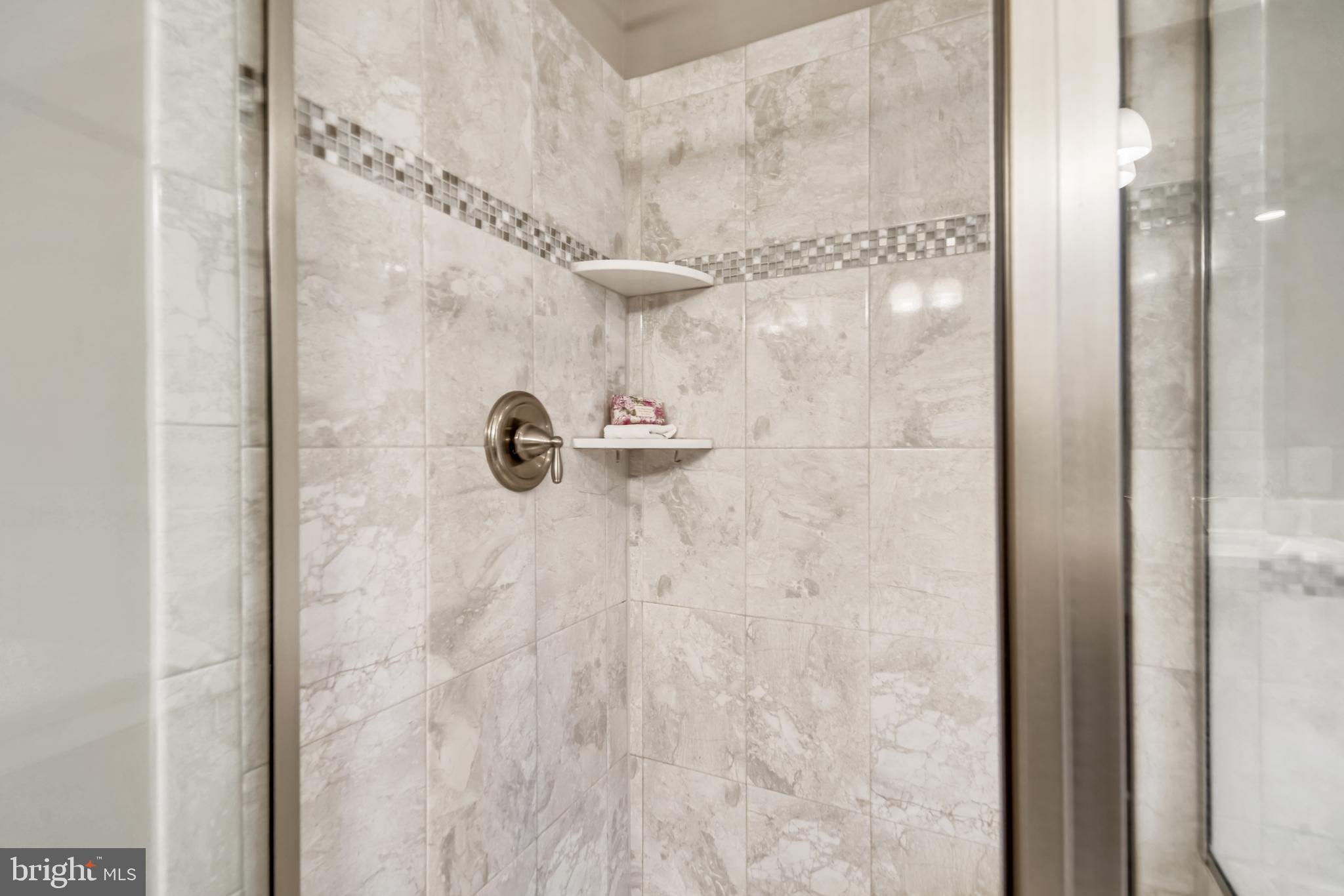 CLIFFTON ON THE POTOMAC - Residential