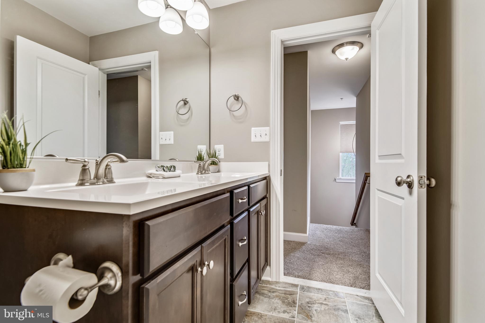 CLIFFTON ON THE POTOMAC - Residential