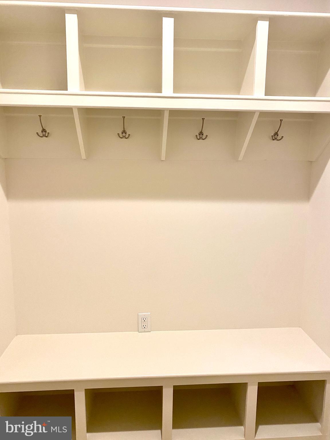 SPRINGDALE FARM - Residential