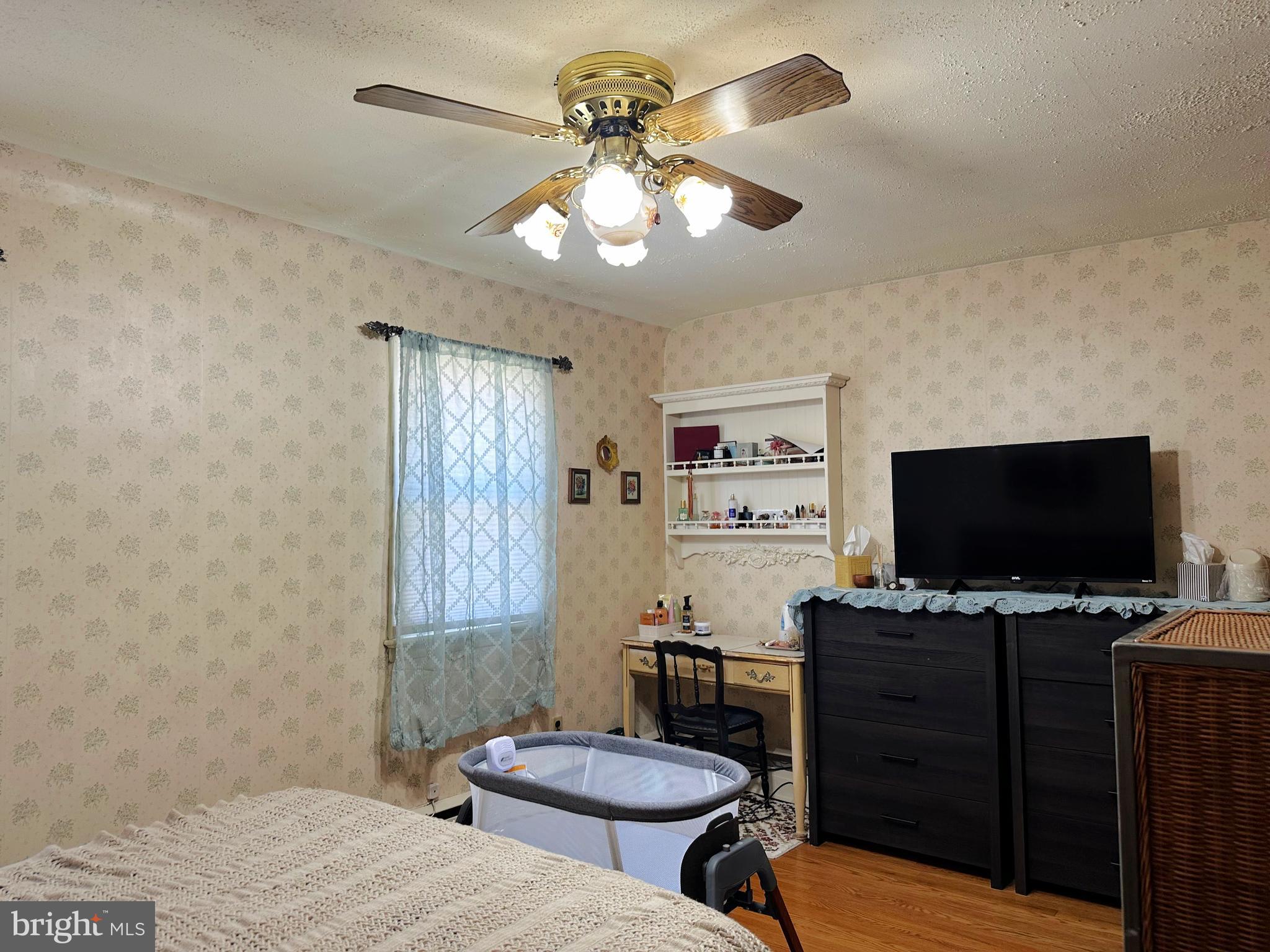 CURRAN TERRACE - Residential