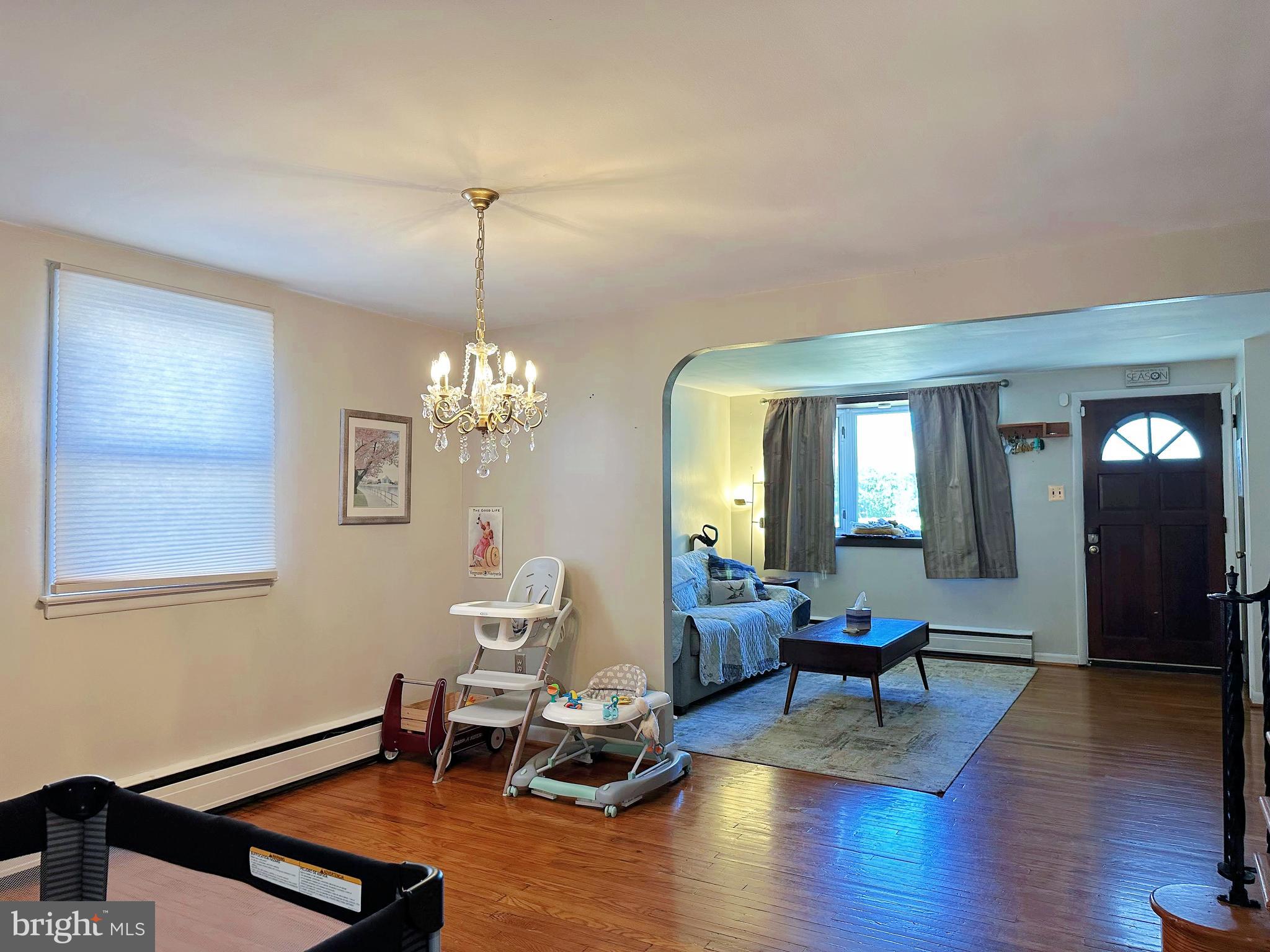 CURRAN TERRACE - Residential