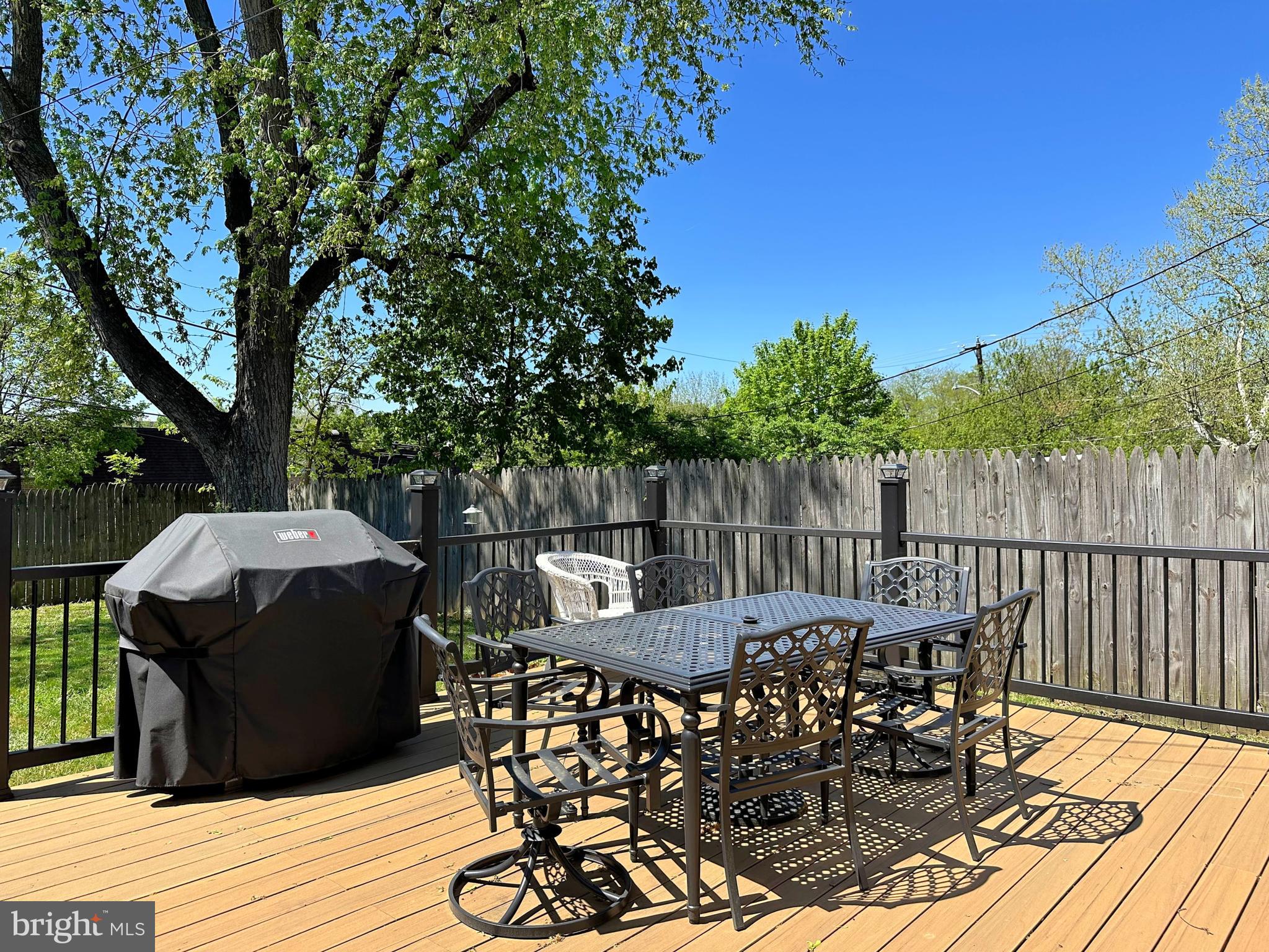 CURRAN TERRACE - Residential