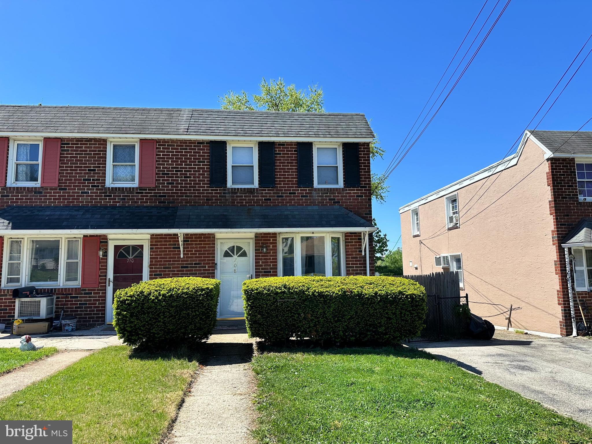 CURRAN TERRACE - Residential