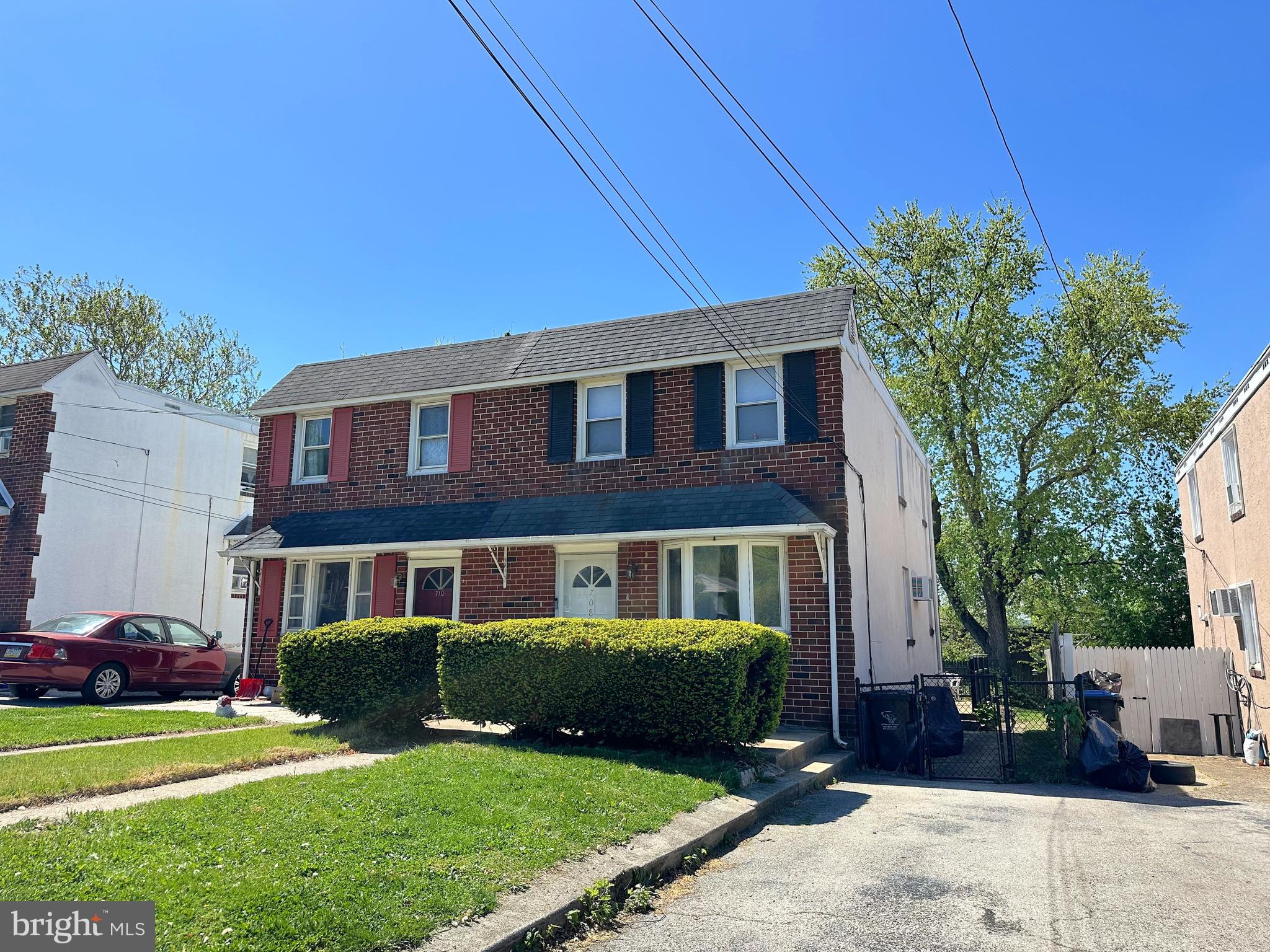 CURRAN TERRACE - Residential