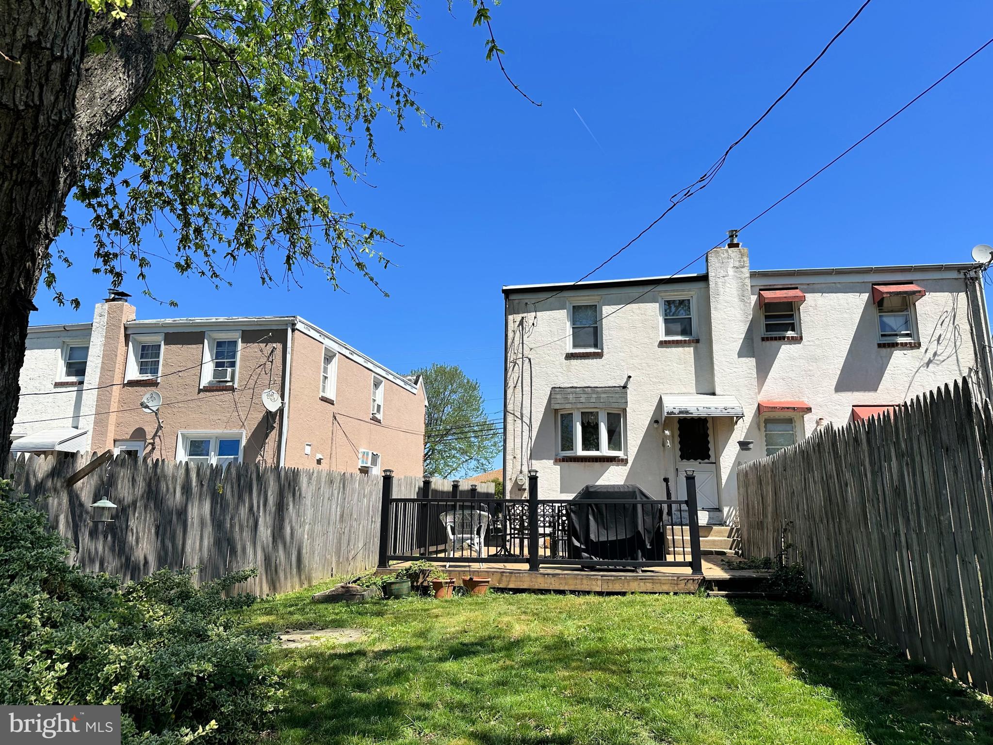 CURRAN TERRACE - Residential