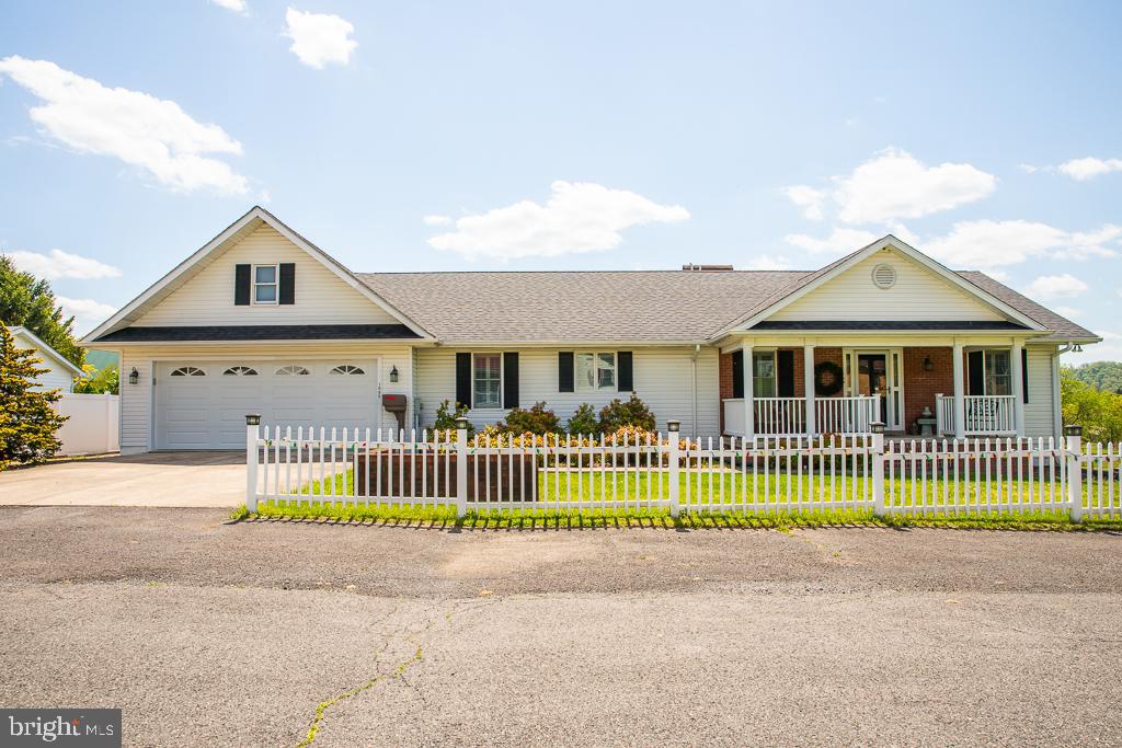 AIRPORT ADDITION - Residential