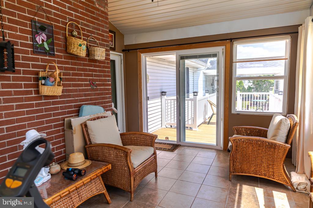 AIRPORT ADDITION - Residential