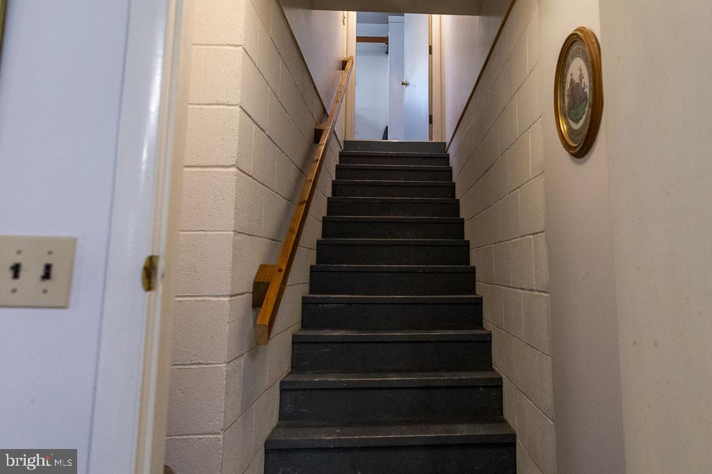 AIRPORT ADDITION - Residential