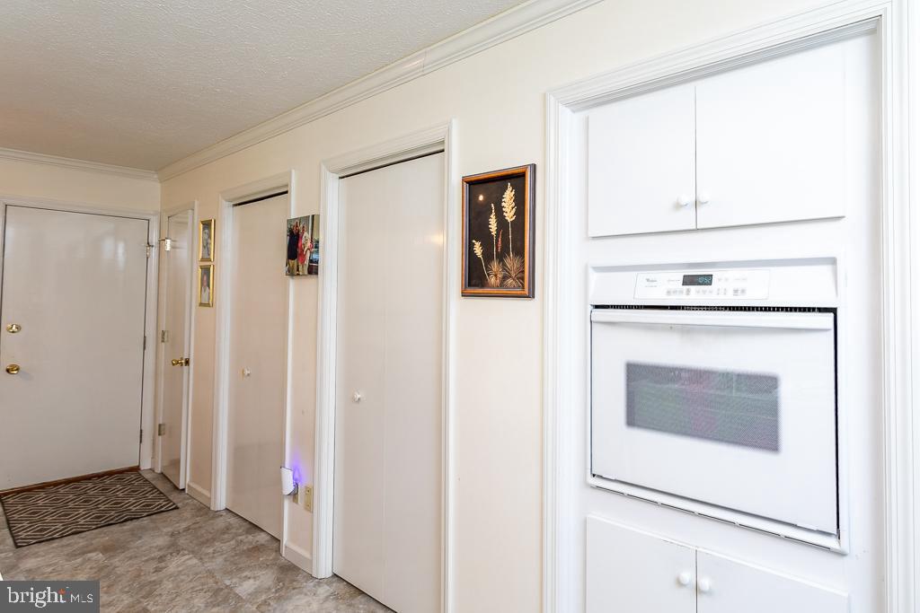 AIRPORT ADDITION - Residential