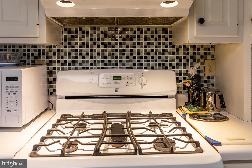 AIRPORT ADDITION - Residential