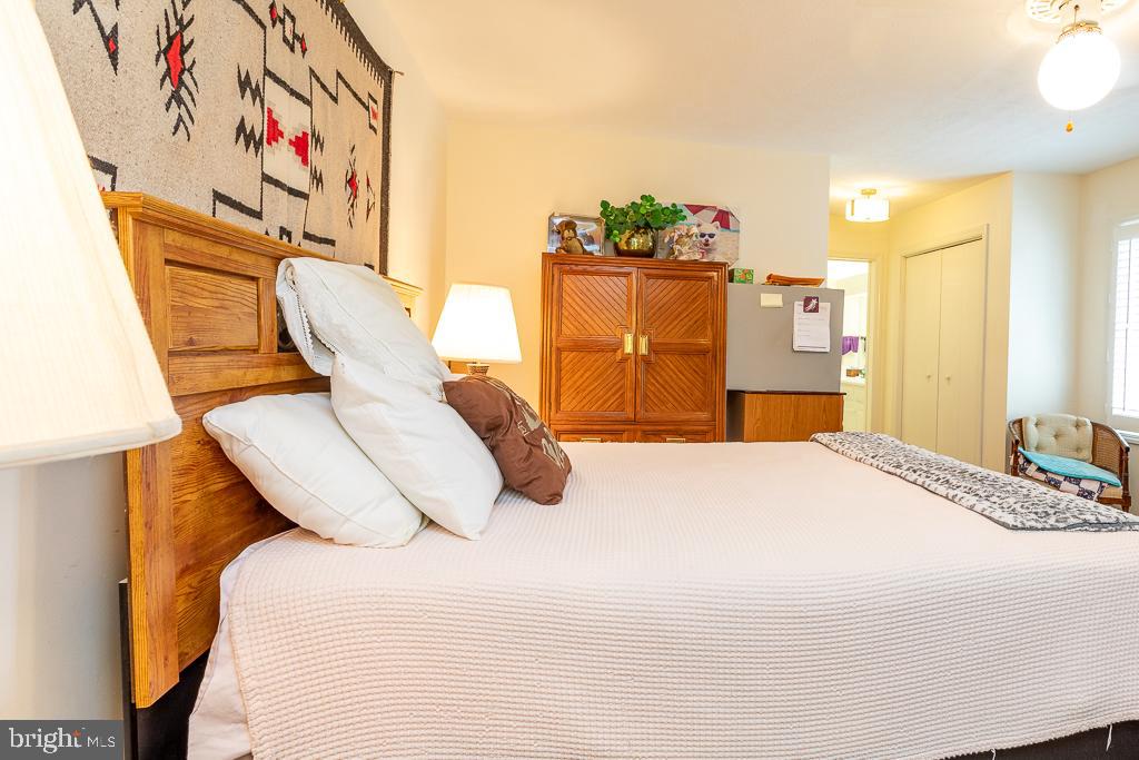 AIRPORT ADDITION - Residential