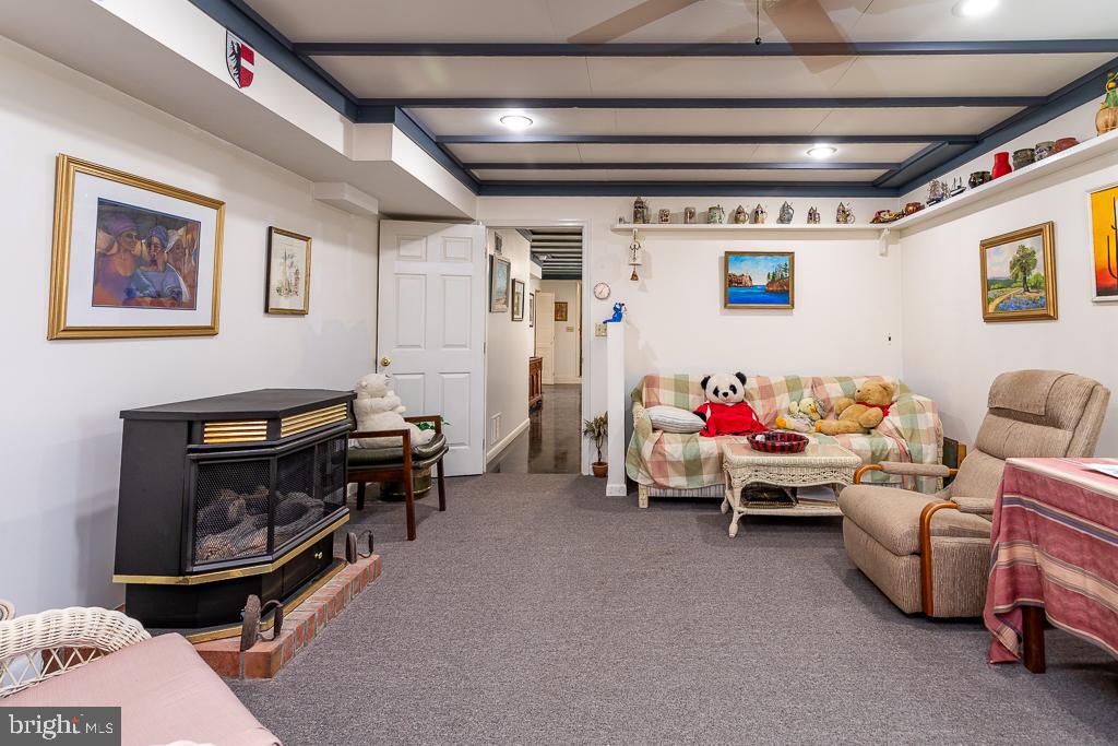 AIRPORT ADDITION - Residential