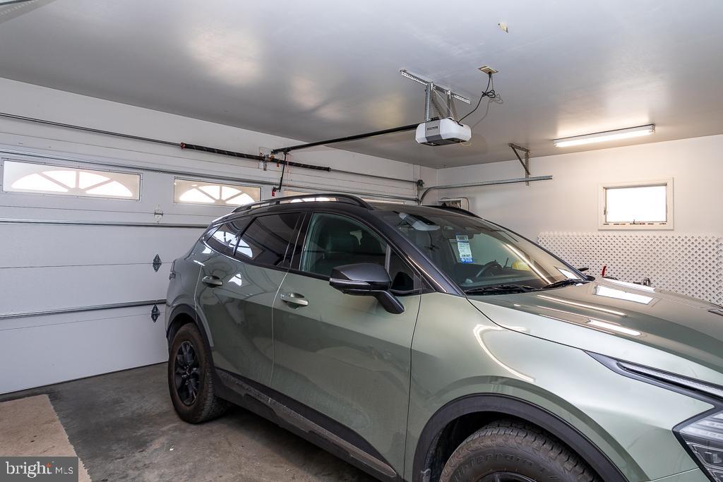 AIRPORT ADDITION - Residential