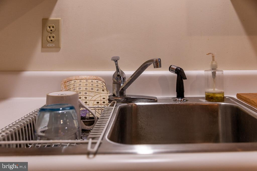 AIRPORT ADDITION - Residential