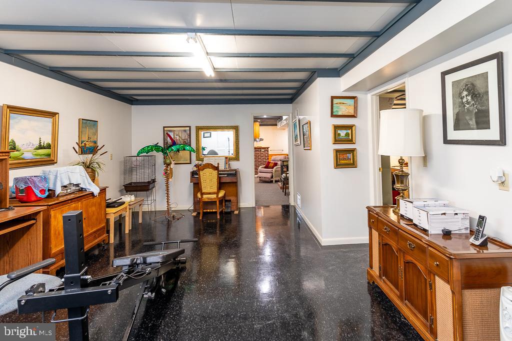 AIRPORT ADDITION - Residential